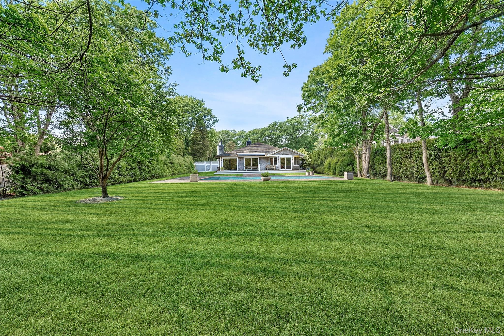 #18 photo, 122 Beach Road, Westhampton Beach , NY 11978