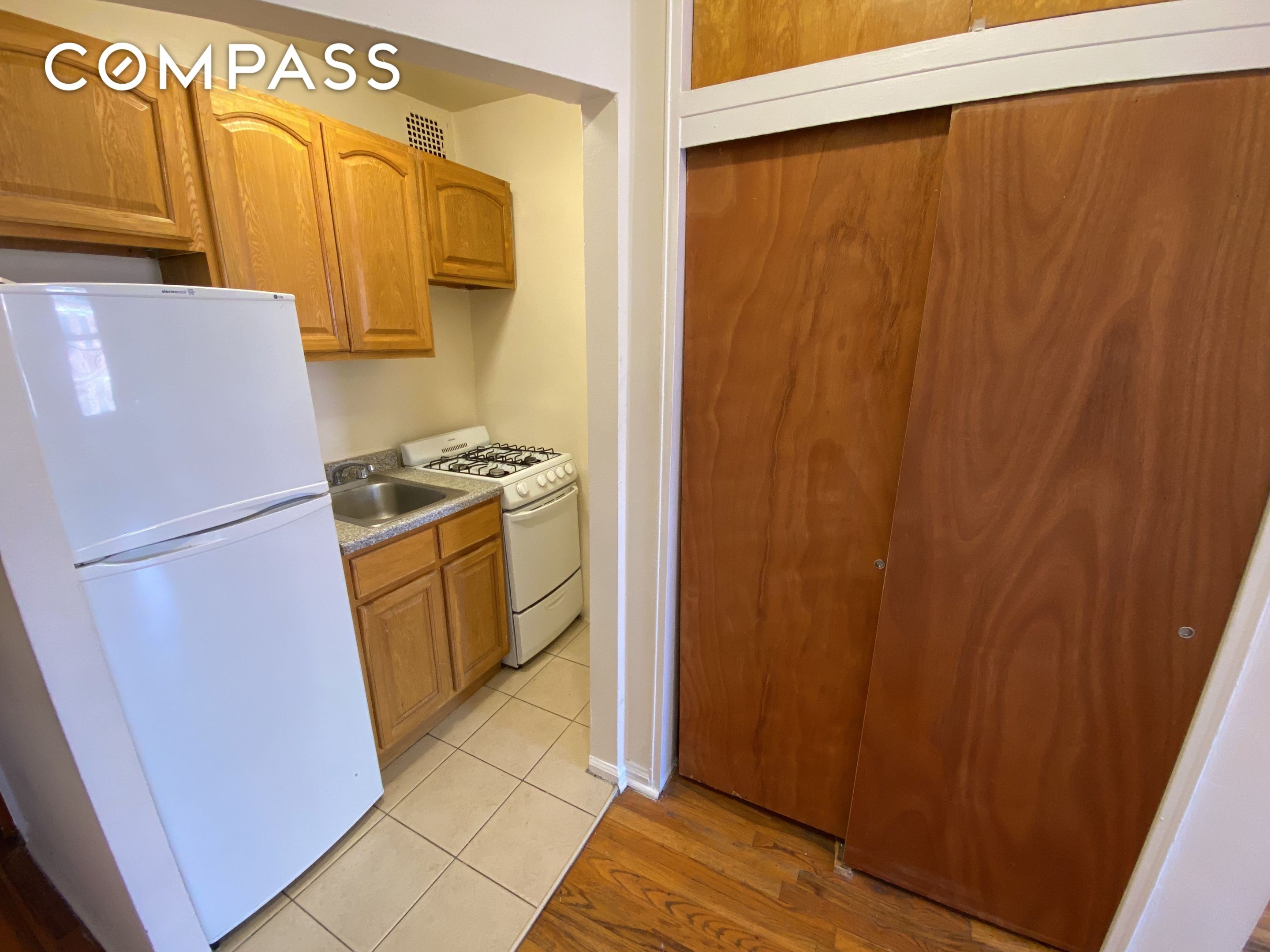 #2 photo, New York City, Upper East Side , NY 10128