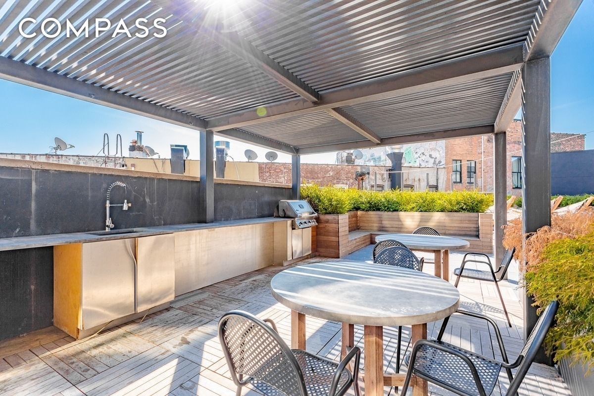 #12 photo, Ridgewood, Ridgewood , NY 11385