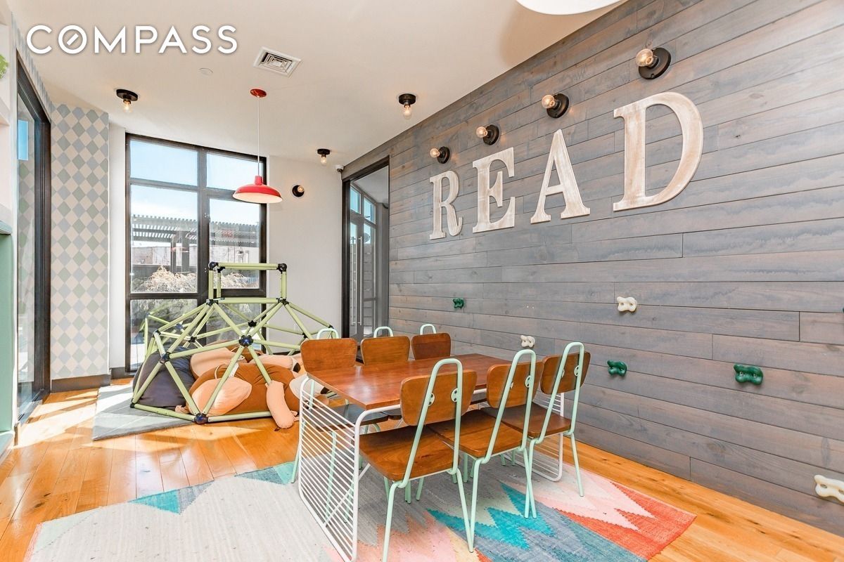 #6 photo, Ridgewood, Ridgewood , NY 11385