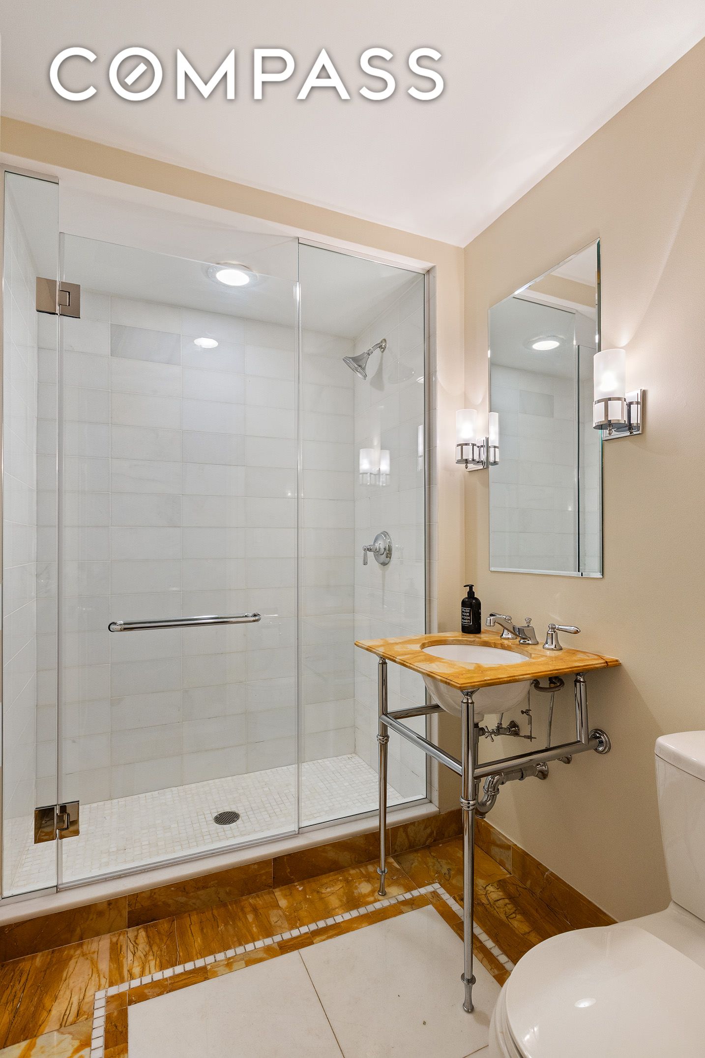 #11 photo, 205 E 85th Street, Upper East Side , NY 10028