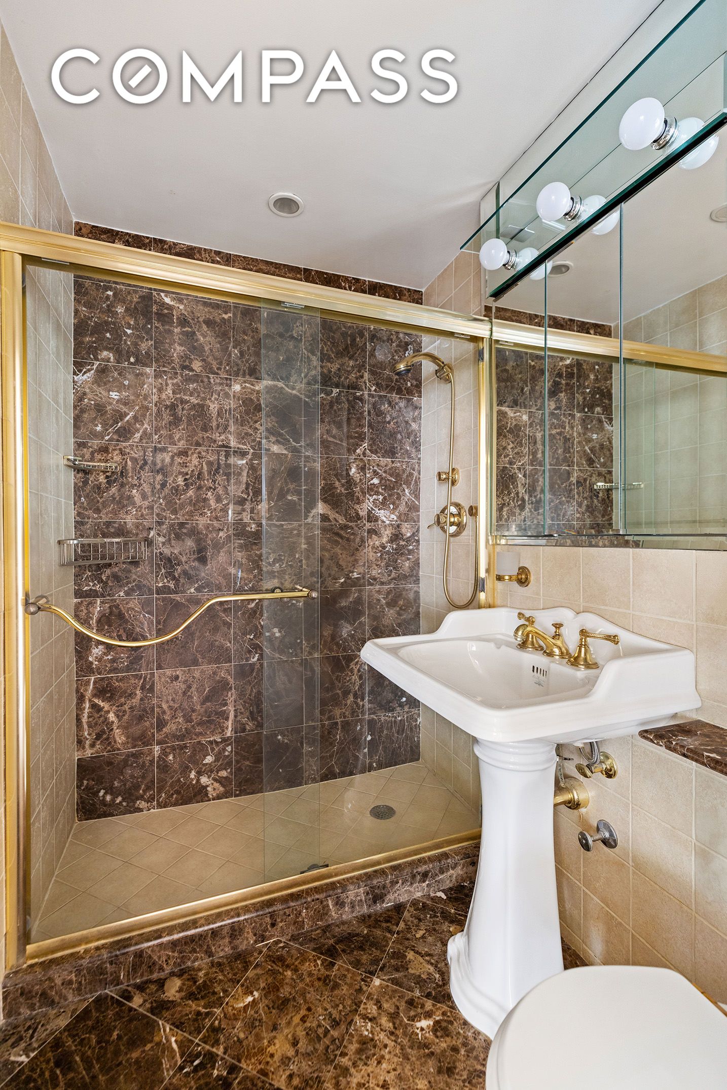 #10 photo, 2 Tudor City Place, Murray Hill , NY 10017