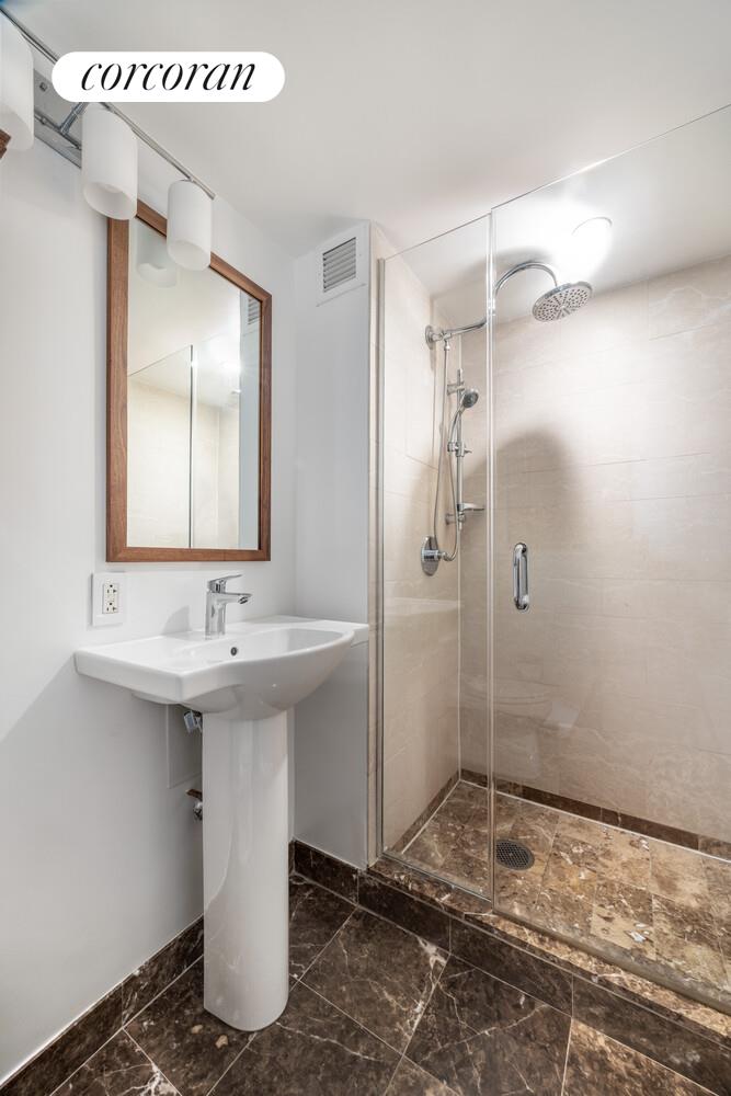 #9 photo, 217 E 96TH Street, 曼哈頓 上东城 Yorkville , NY 10128