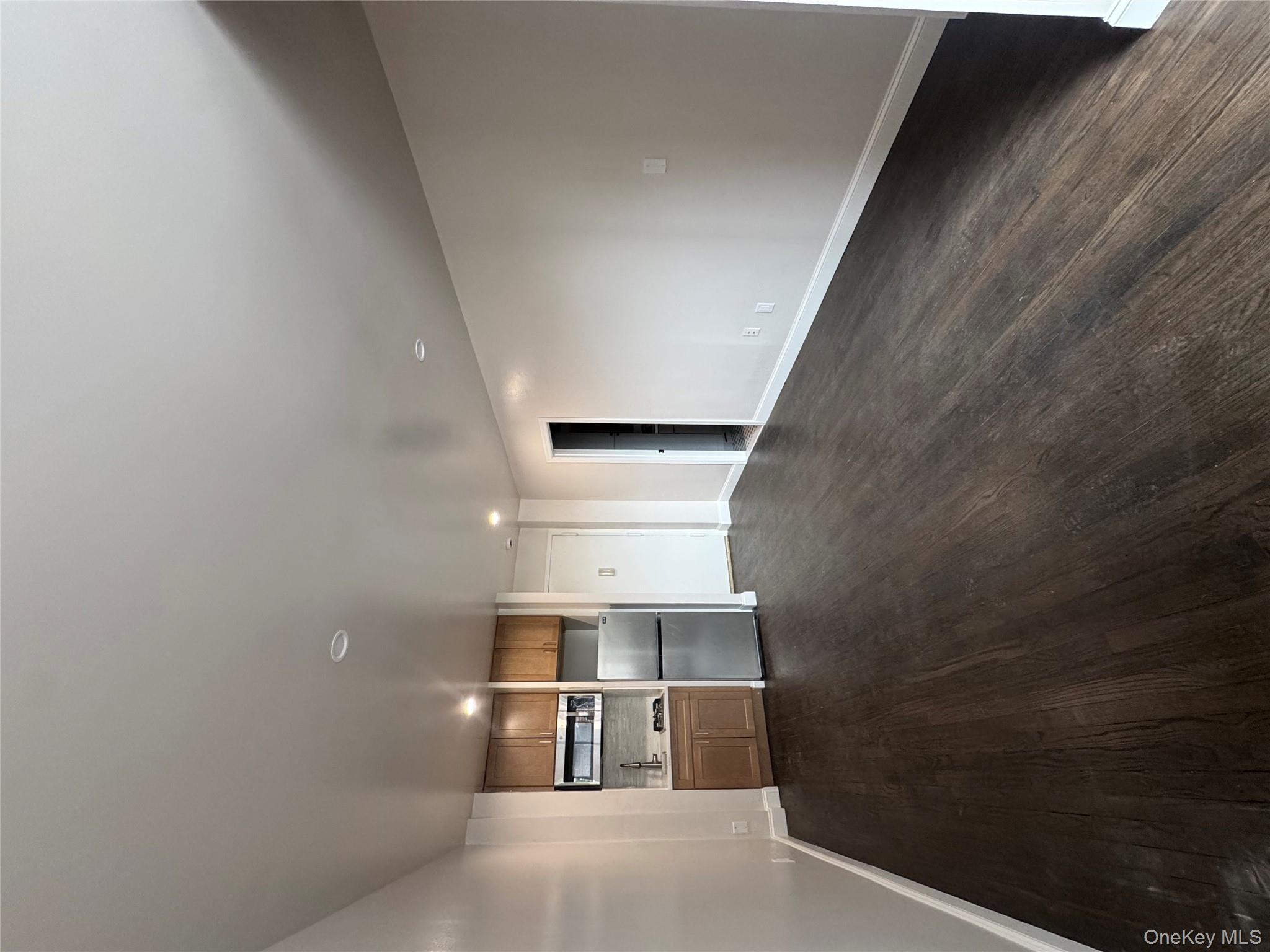 #2 photo, 395 Westchester Avenue, Port Chester , NY 10573