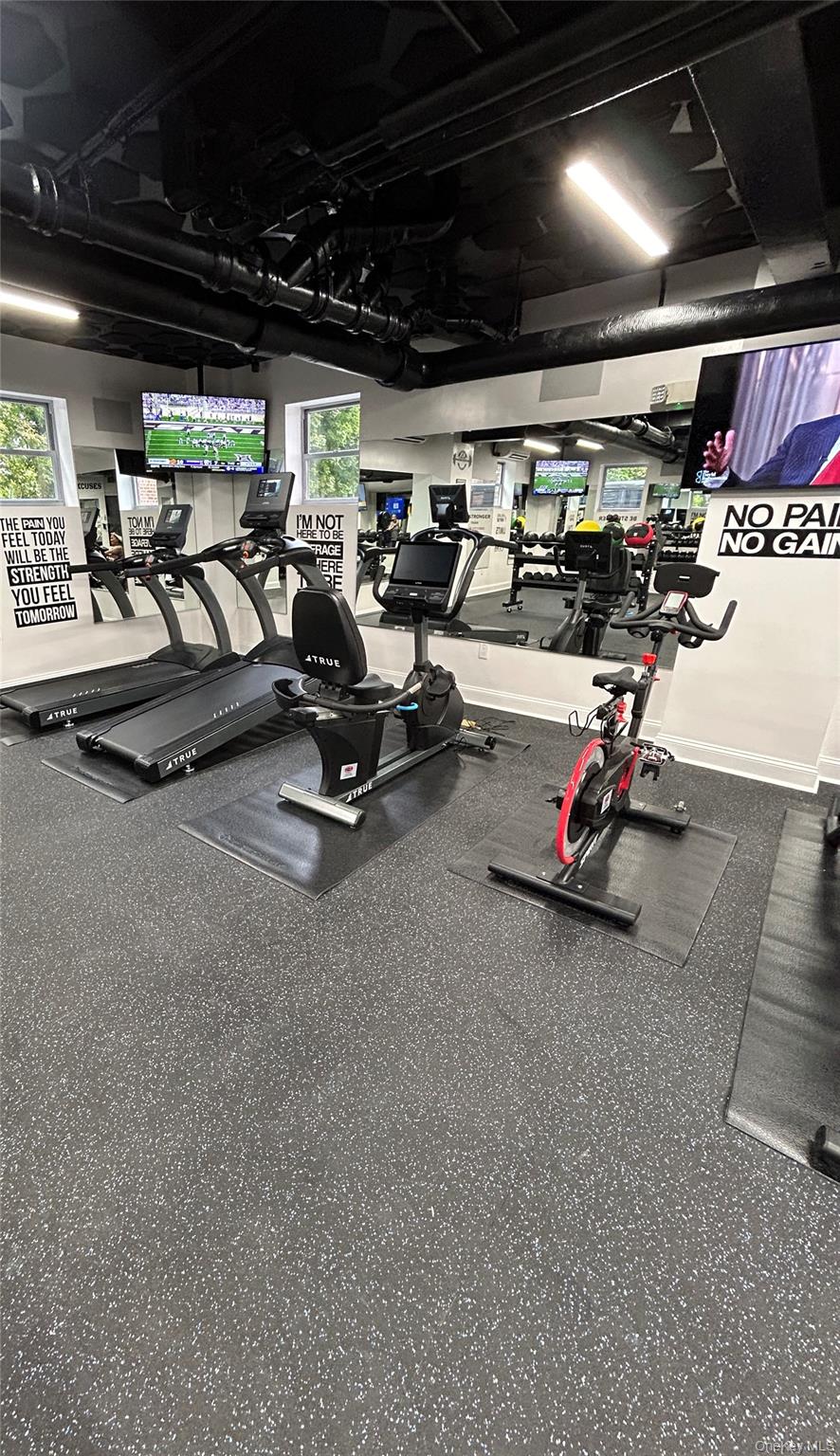 #14 photo, 220 Pelham Road, New Rochelle , NY 10805