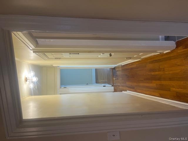 #8 photo, 14 E 236th Street, 布朗士 Bronx , NY 10470