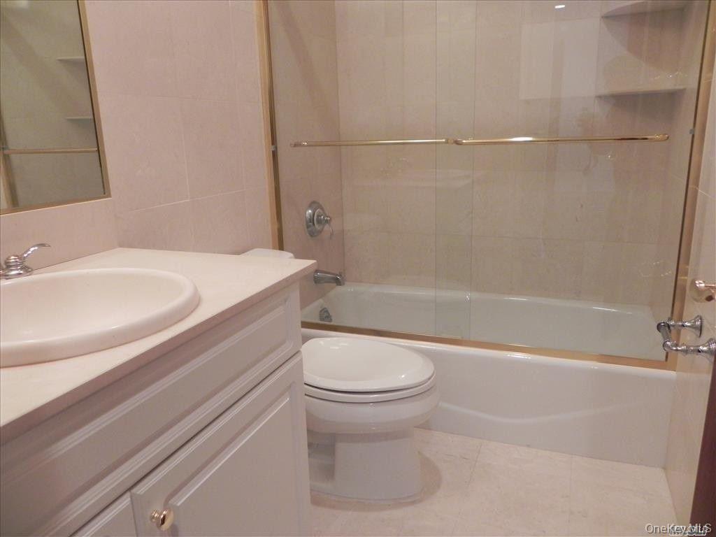 #12 photo, 171 GREAT NECK Road, Great Neck , NY 11021