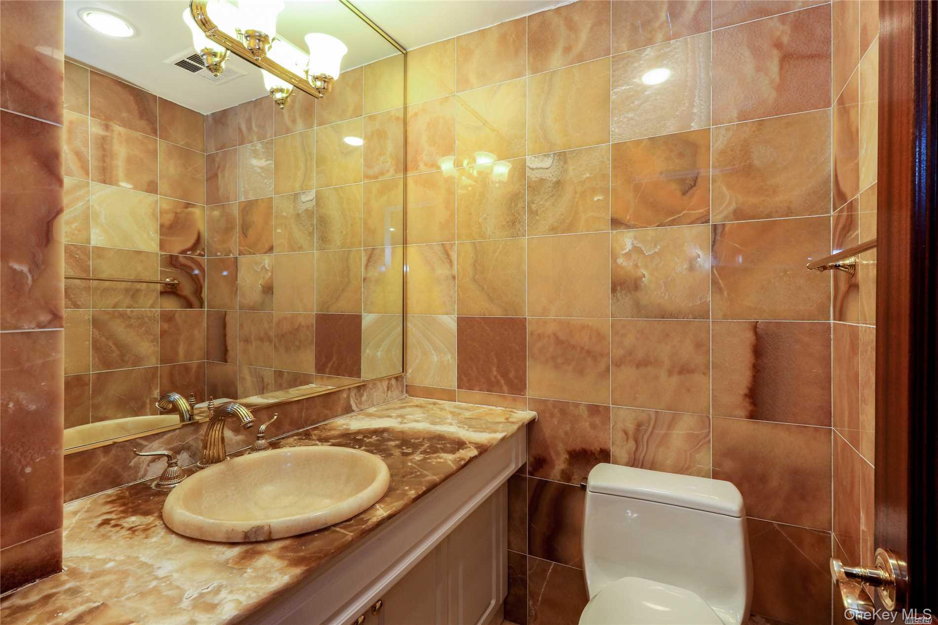 #7 photo, 171 GREAT NECK Road, Great Neck , NY 11021