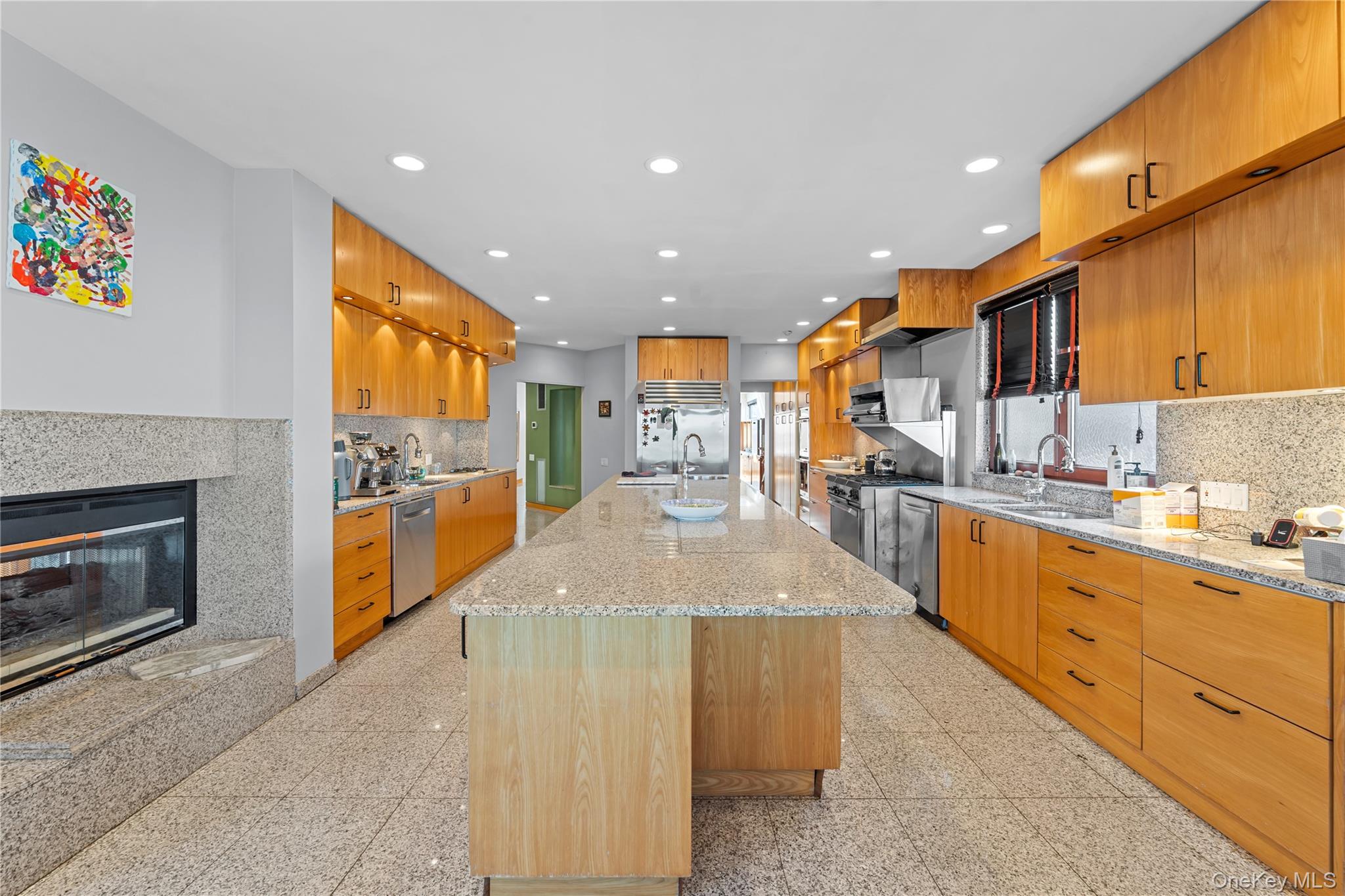 #12 photo, 2829 Frankel Boulevard, Merrick , NY 11566