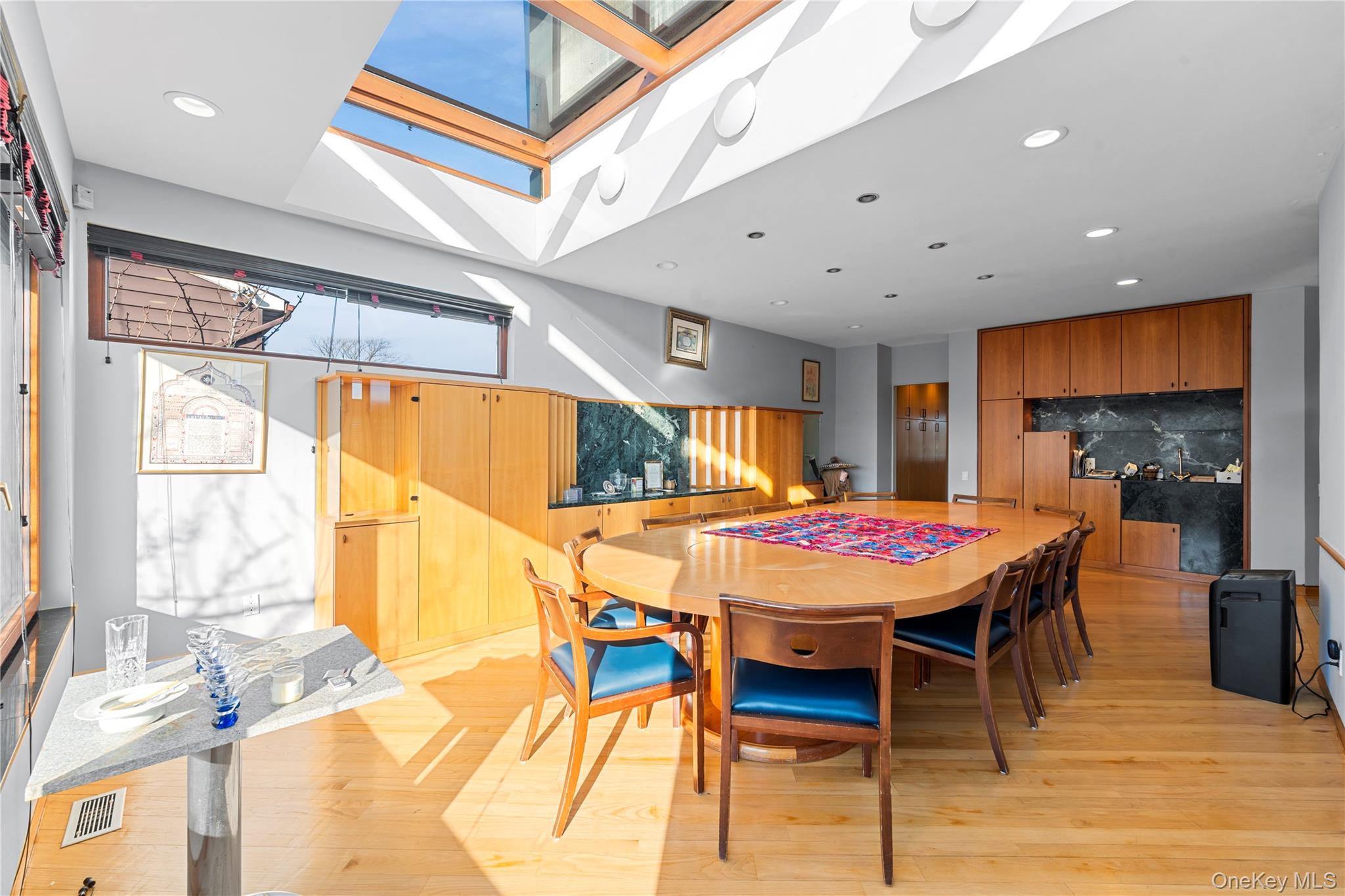 #7 photo, 2829 Frankel Boulevard, Merrick , NY 11566