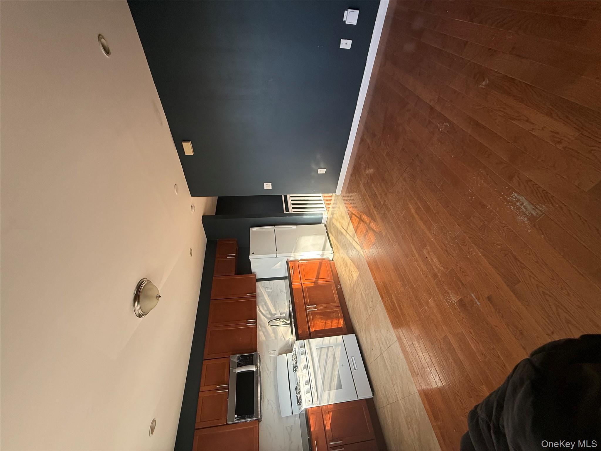 #5 photo, 11119 156th Street, Jamaica , NY 11433