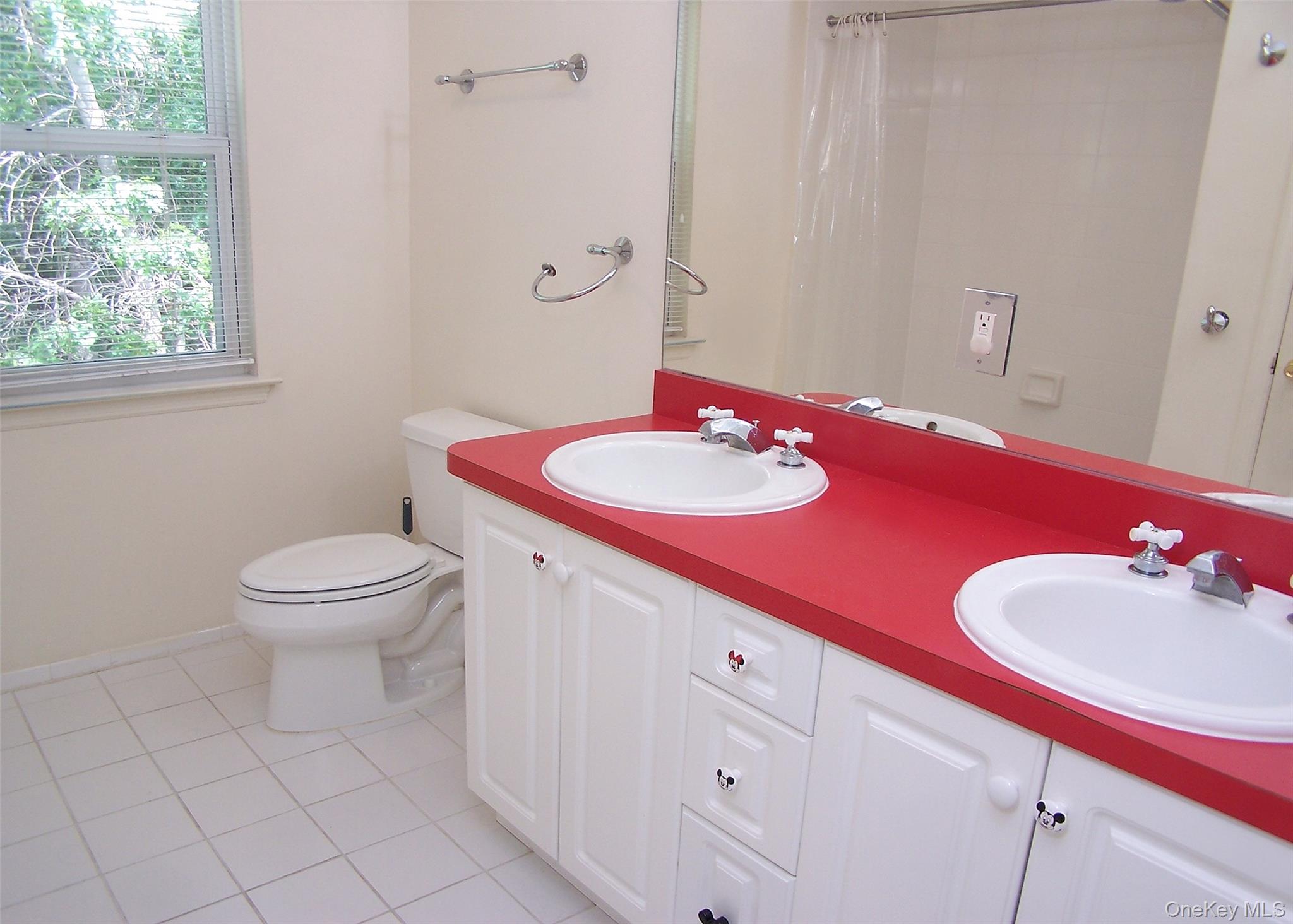 #17 photo, 63 Sunflower Ridge Road, South Setauket , NY 11720