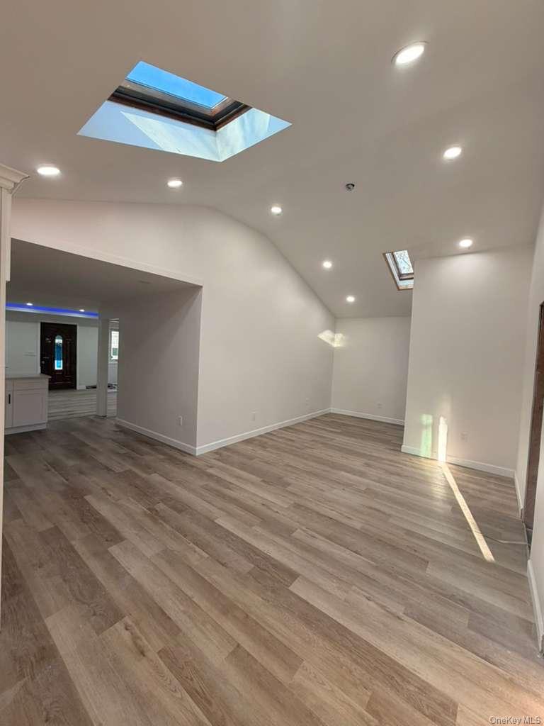 #4 photo, 284 15th Street, West Babylon , NY 11704