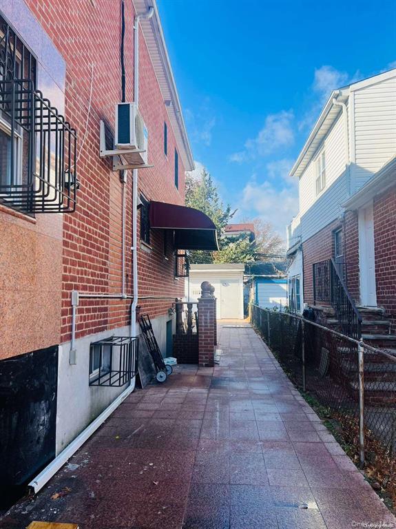 #2 photo, 43-44 195th Street, Flushing , NY 11358