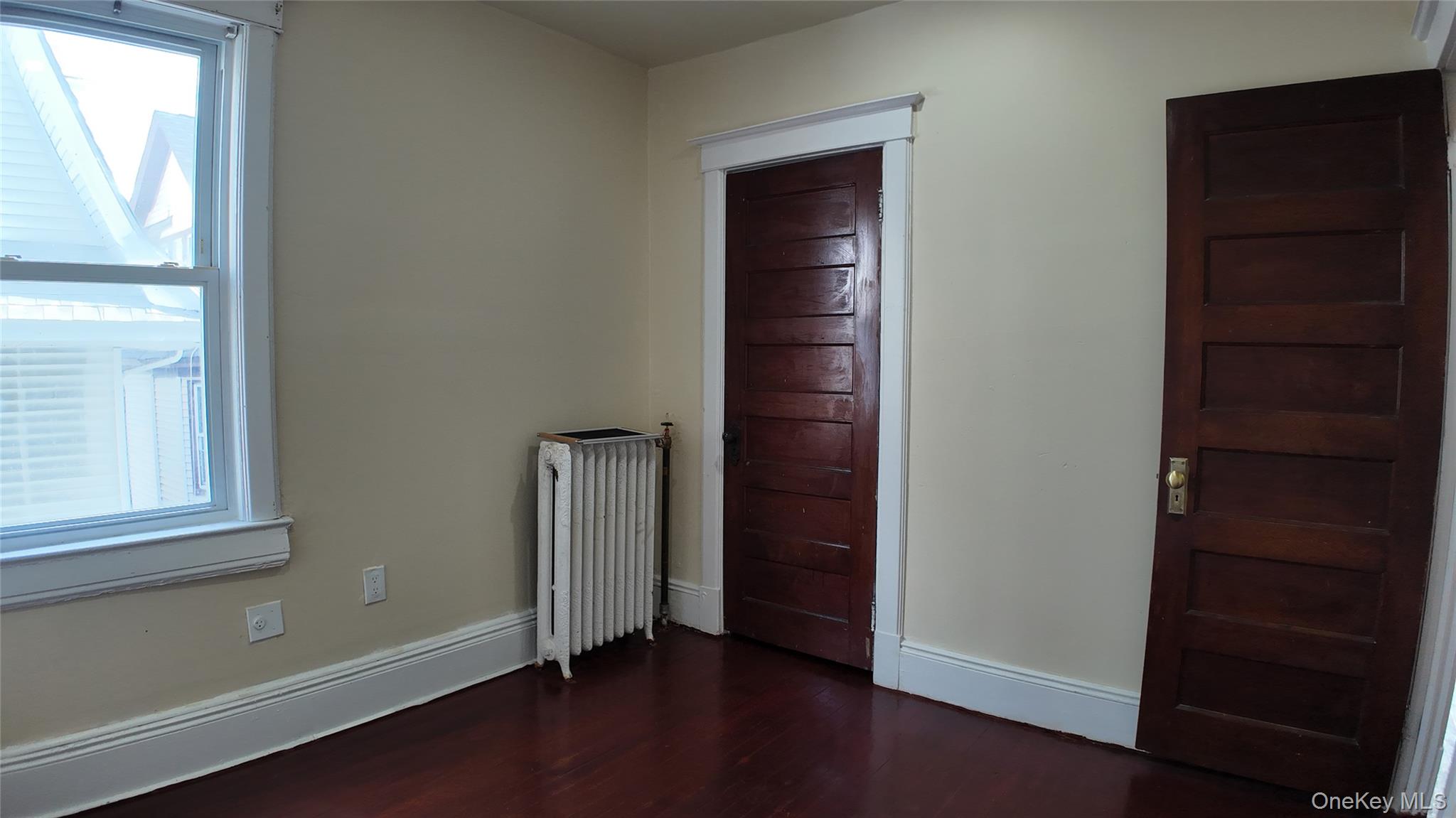 #12 photo, 8 Morris Crescent, Yonkers , NY 10705