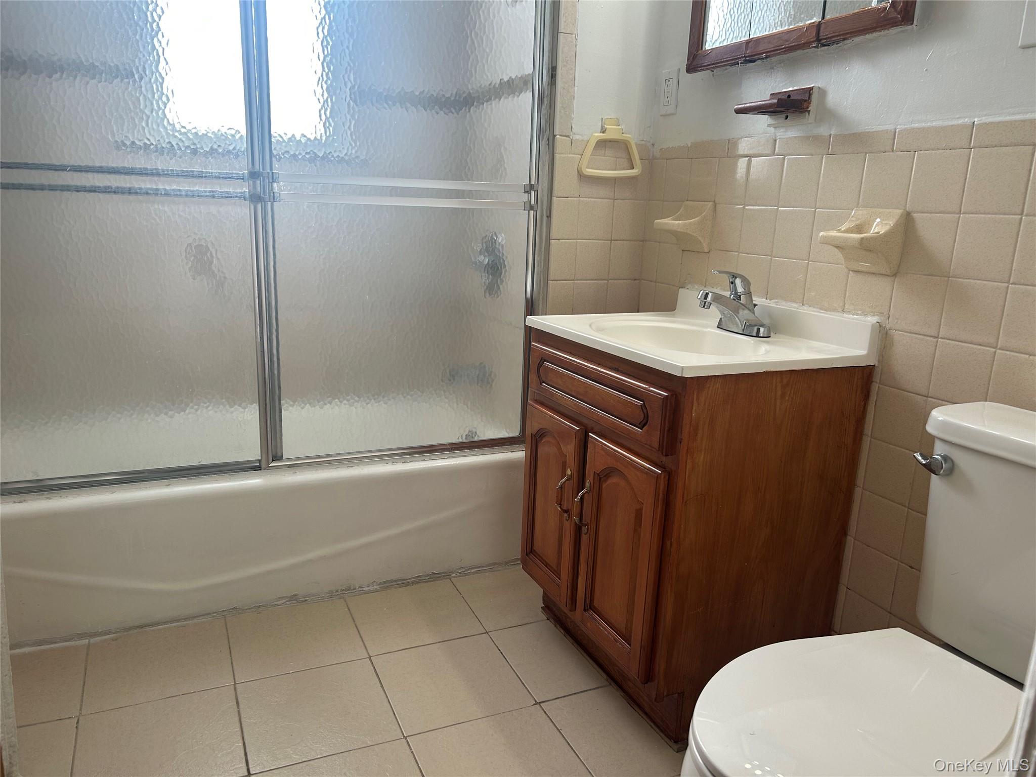 #6 photo, 8 Morris Crescent, Yonkers , NY 10705