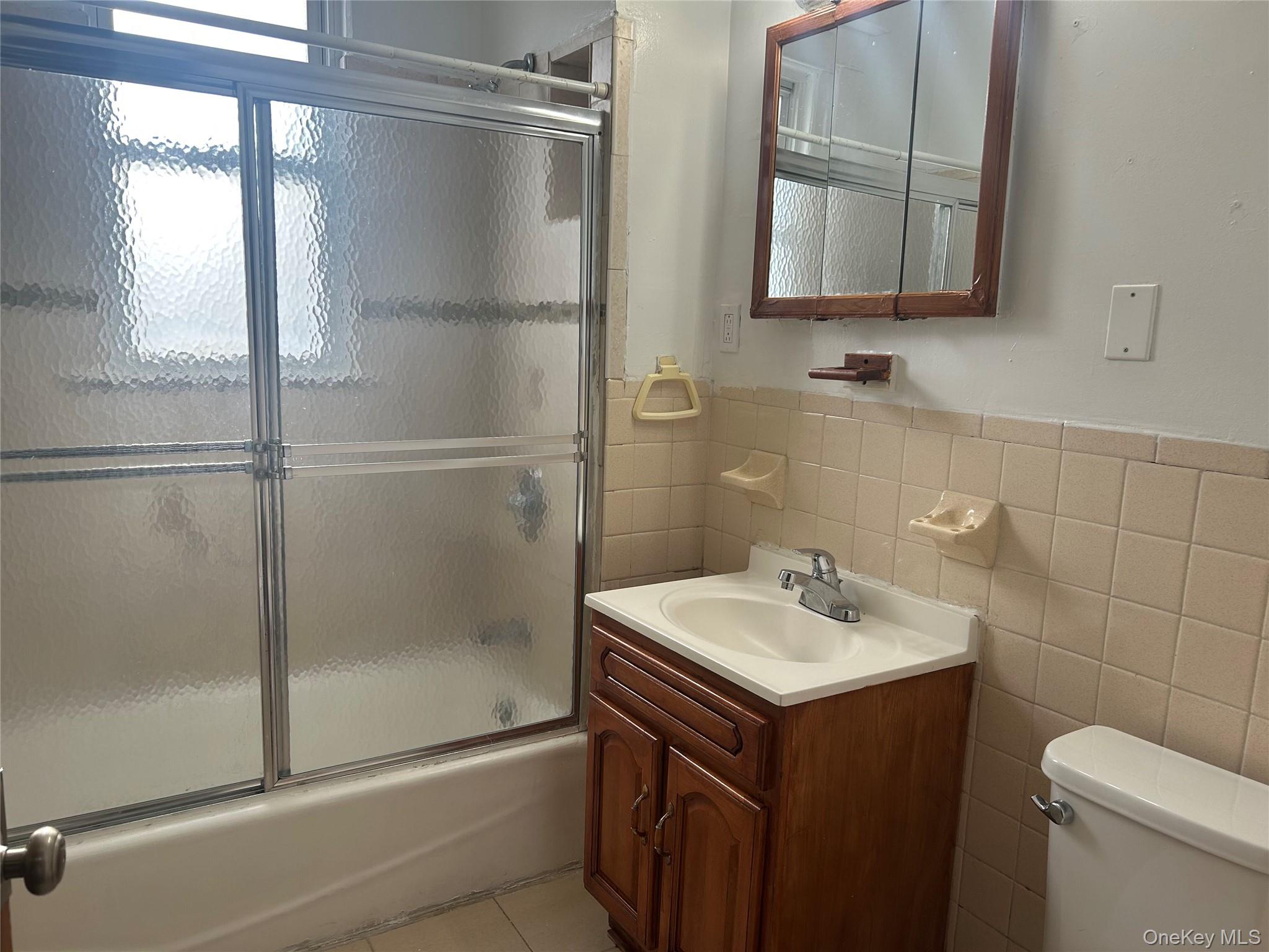 #7 photo, 8 Morris Crescent, Yonkers , NY 10705