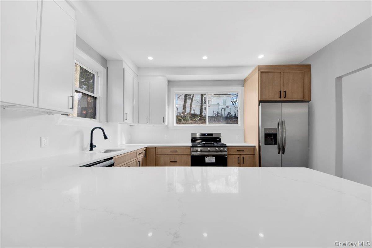 #14 photo, 19 Darwood Place, Mount Vernon , NY 10553