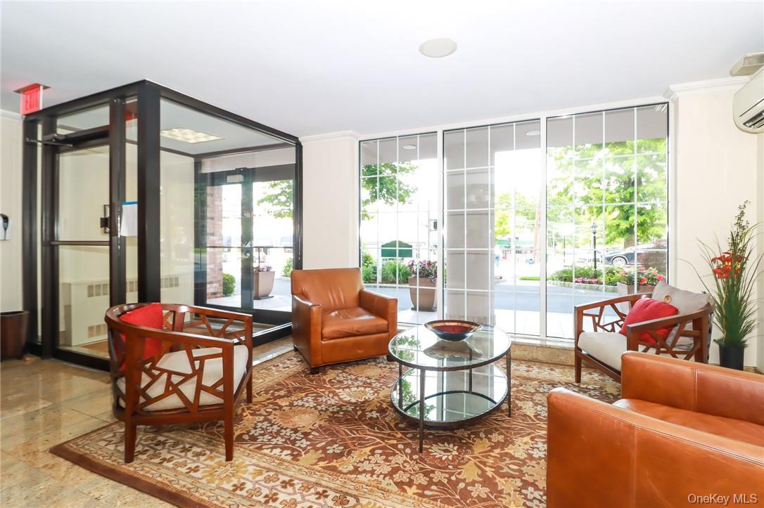 #3 photo, 2 Old Mamaroneck Road, White Plains , NY 10605