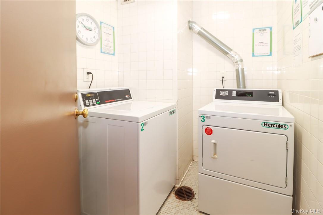 #8 photo, 2 Old Mamaroneck Road, White Plains , NY 10605