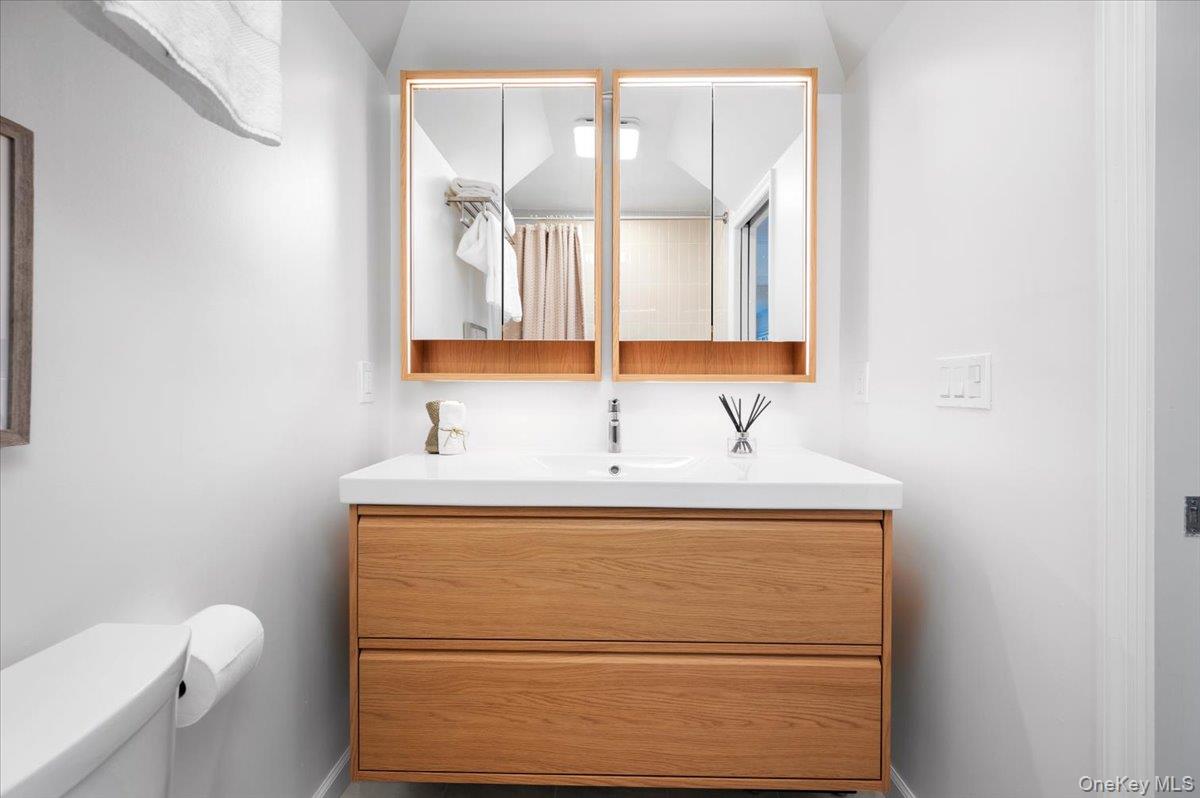 #20 photo, 110 Round Hill Road, Dobbs Ferry , NY 10522