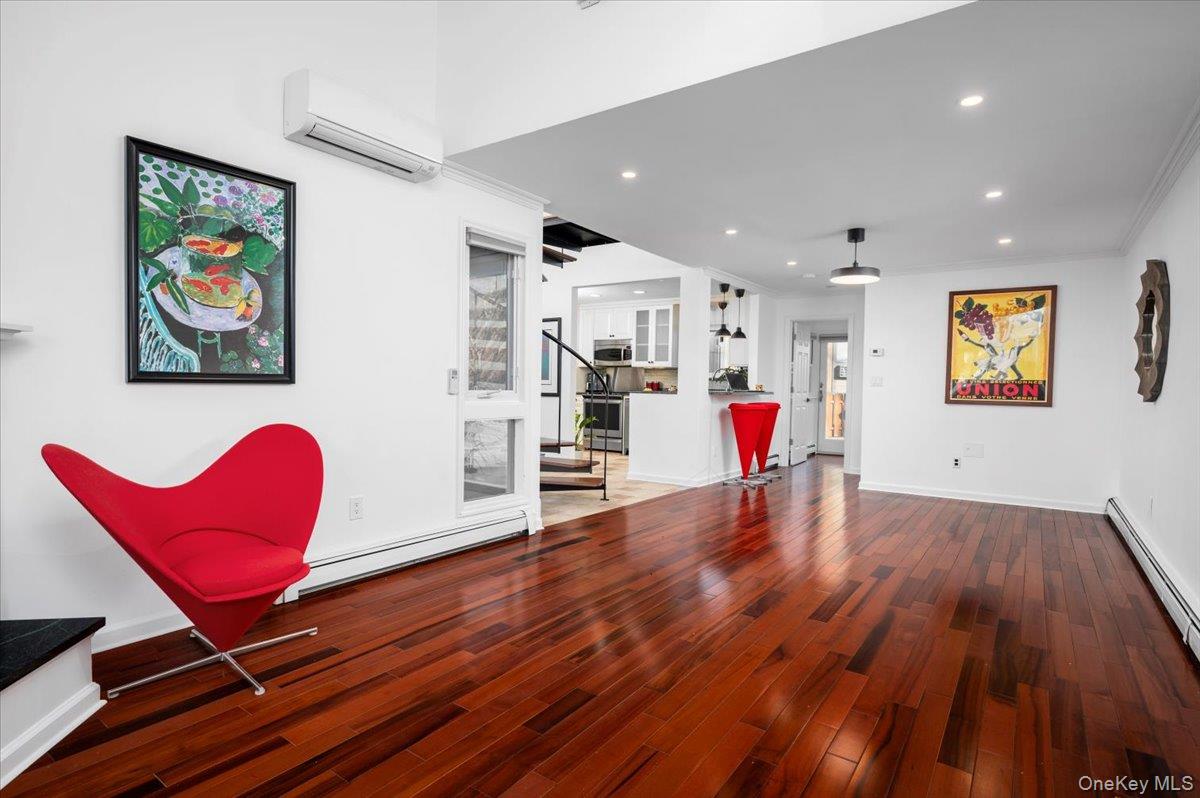 #7 photo, 110 Round Hill Road, Dobbs Ferry , NY 10522