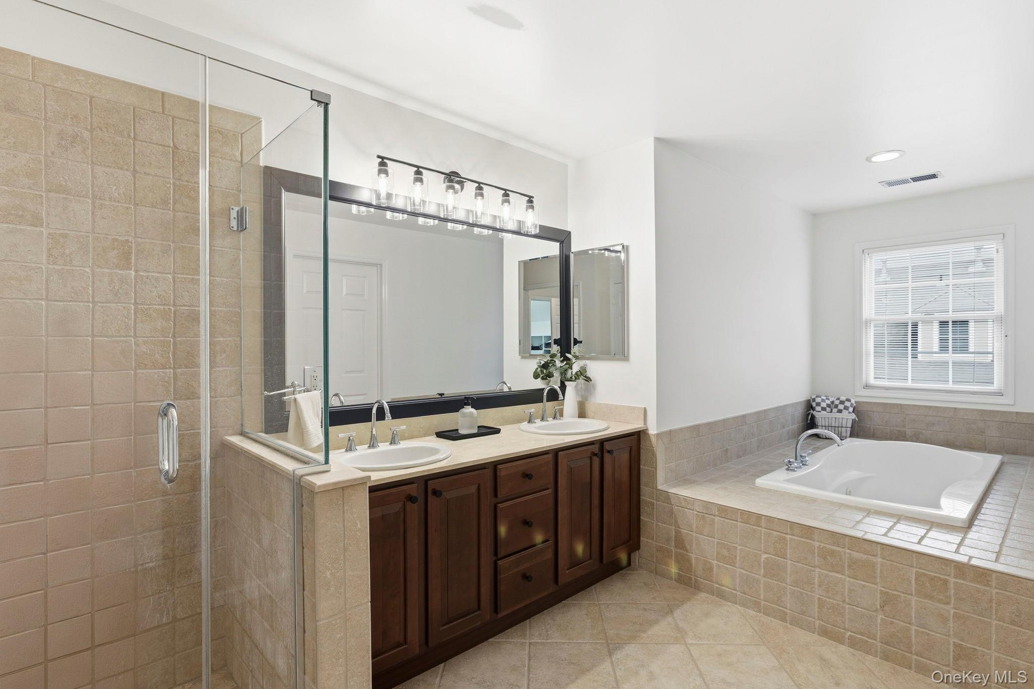 #18 photo, 1708 Half Moon Bay Drive, Croton-on-Hudson , NY 10520