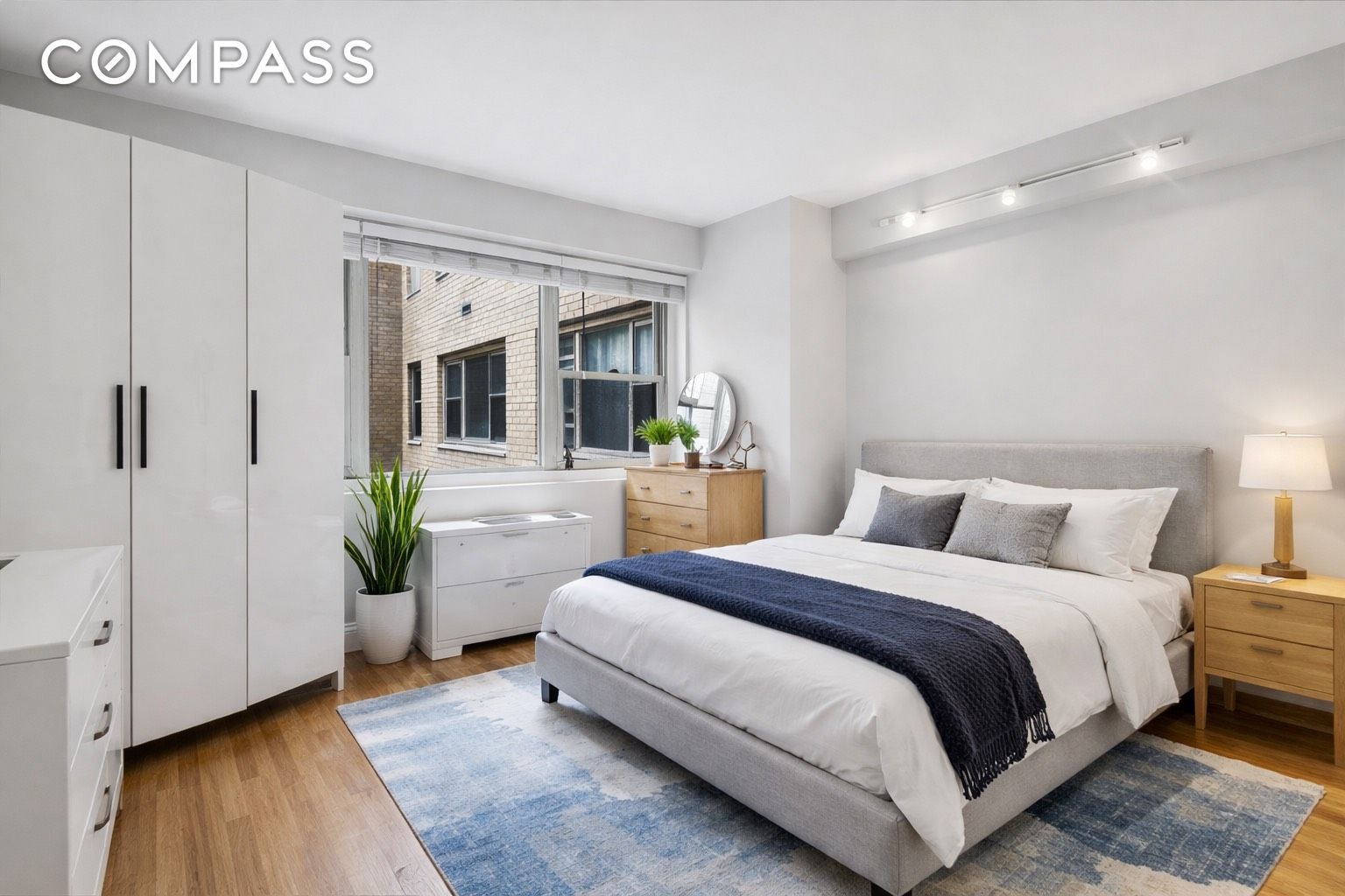 #3 photo, 345 E 56th Street, 맨해튼 Sutton Place , NY 10022