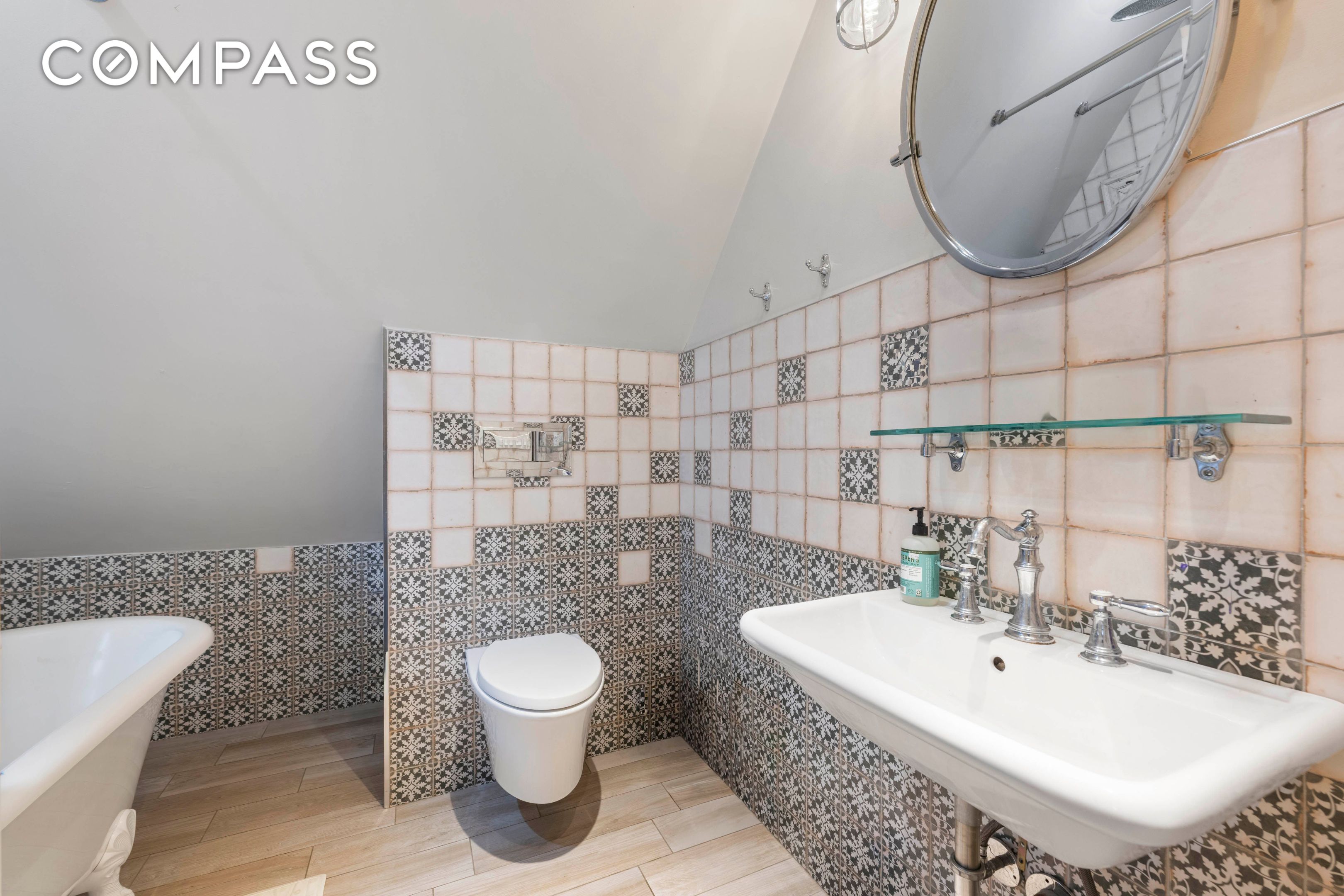 #11 photo, Bronx, 布朗士 Marble Hill , NY 10463