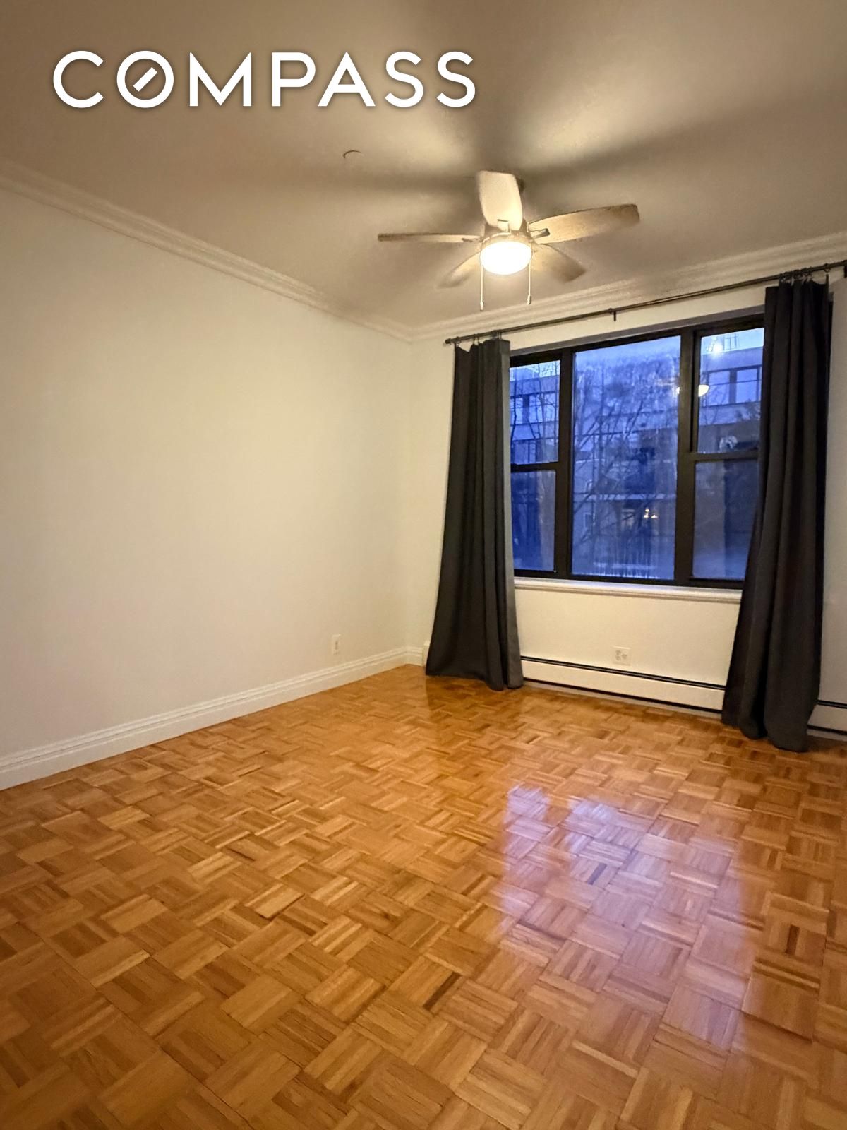 #4 photo, Brooklyn, Williamsburg , NY 11222