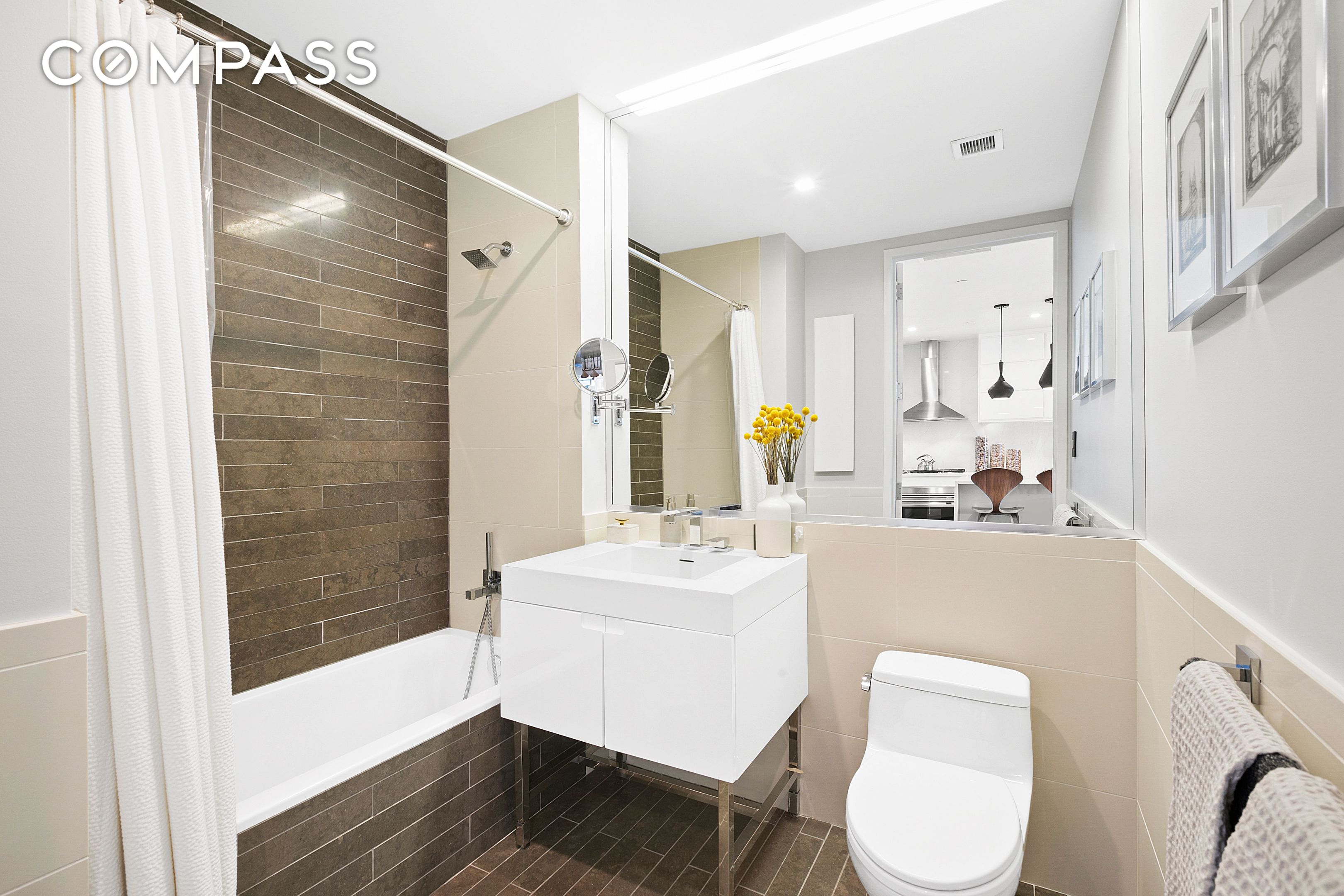 #21 photo, 388 Bridge Street, 브루클린 Downtown Brooklyn , NY 11201