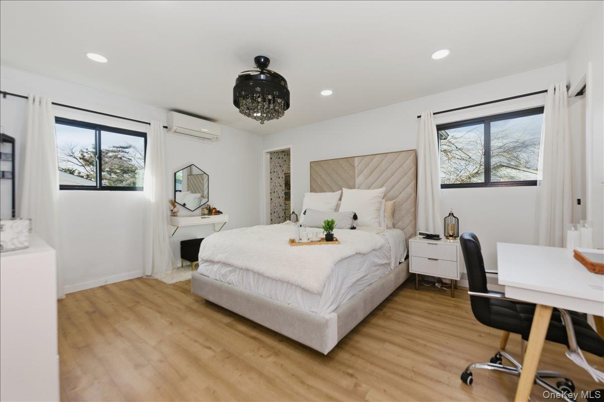 #12 photo, 957 Cherrywood Drive, Baldwin , NY 11510