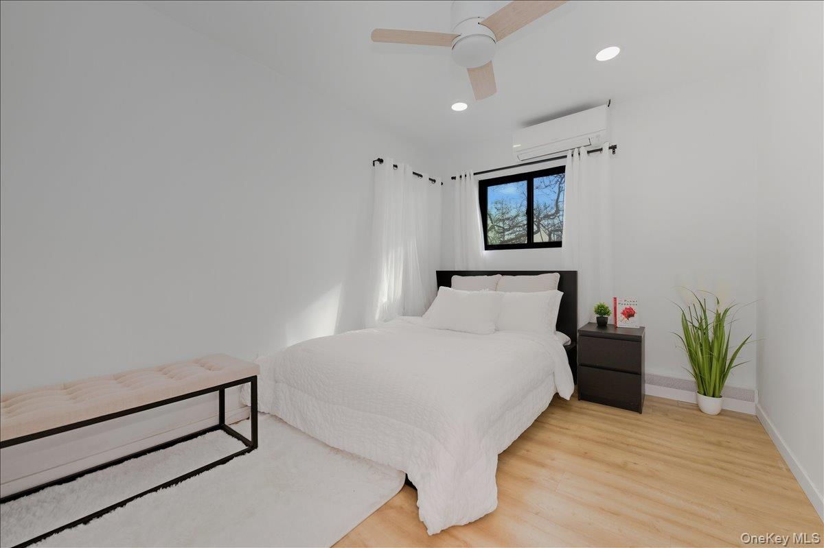 #16 photo, 957 Cherrywood Drive, Baldwin , NY 11510