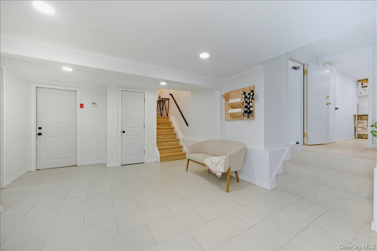 #19 photo, 957 Cherrywood Drive, Baldwin , NY 11510