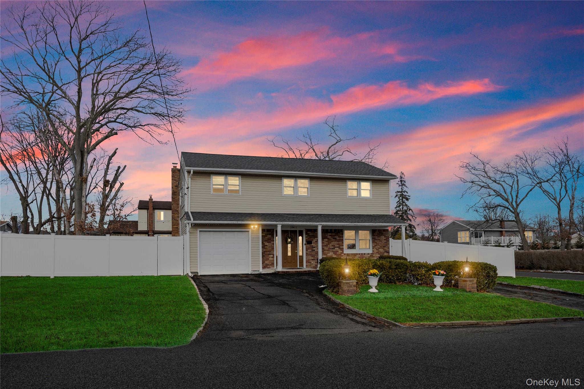 #1 photo, 1042 11th Street, West Babylon , NY 11704