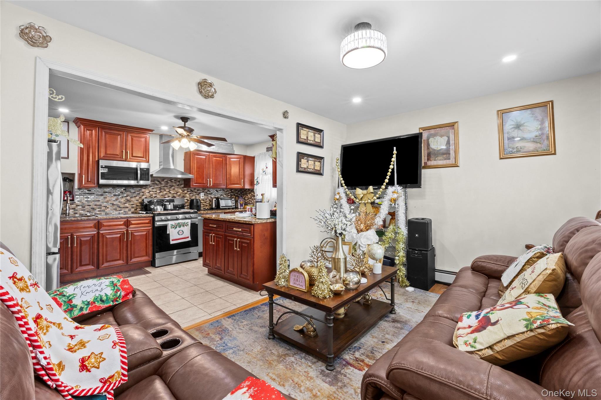 #15 photo, 1042 11th Street, West Babylon , NY 11704