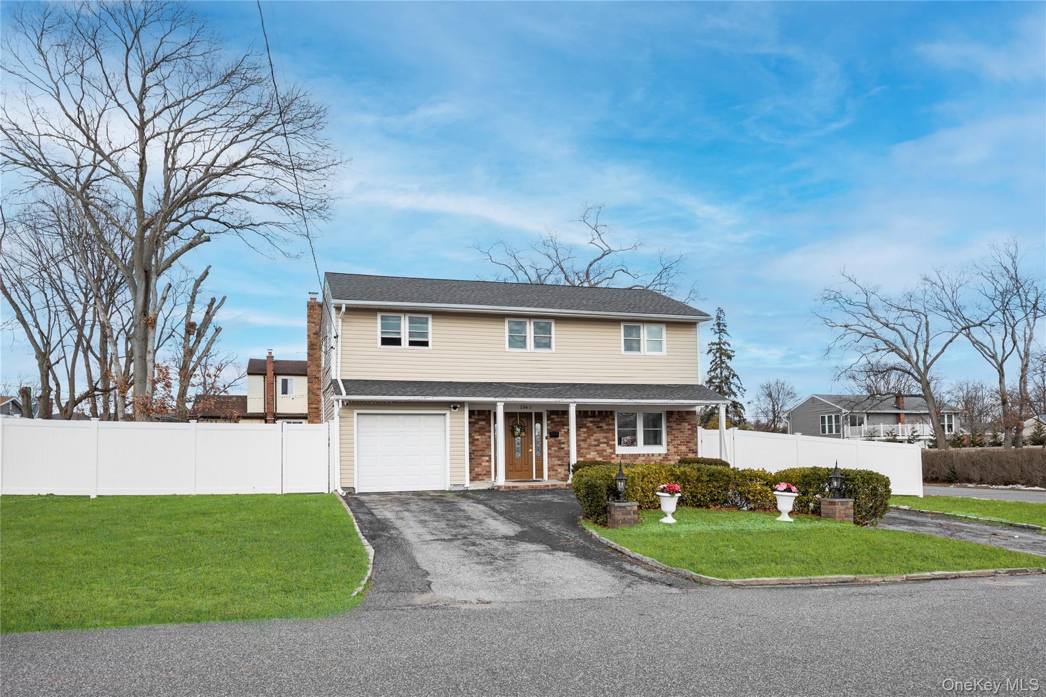 #2 photo, 1042 11th Street, West Babylon , NY 11704