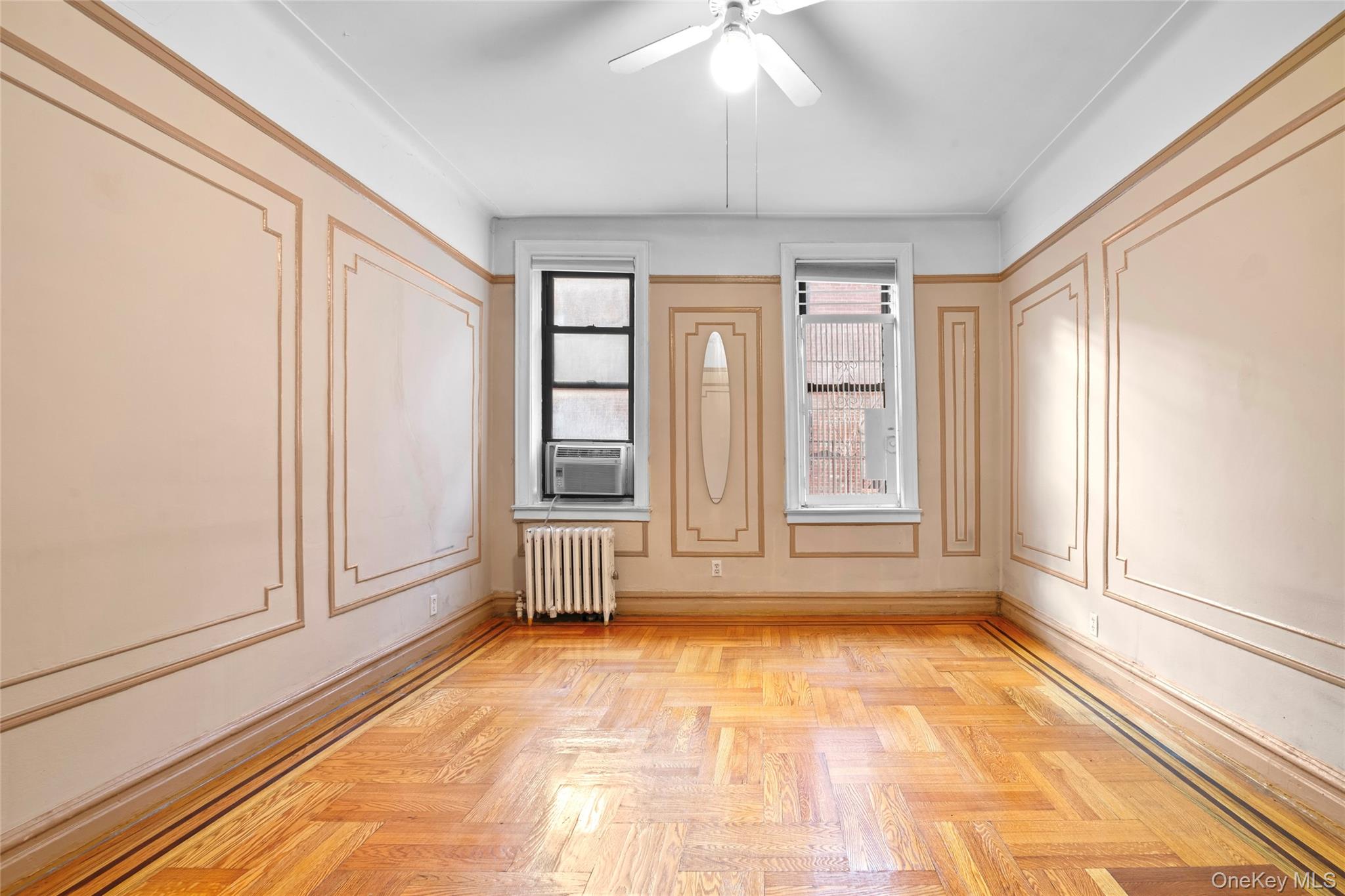 #5 photo, 3720 81 Strret, 뉴욕퀸즈 Jackson Heights , NY 11372