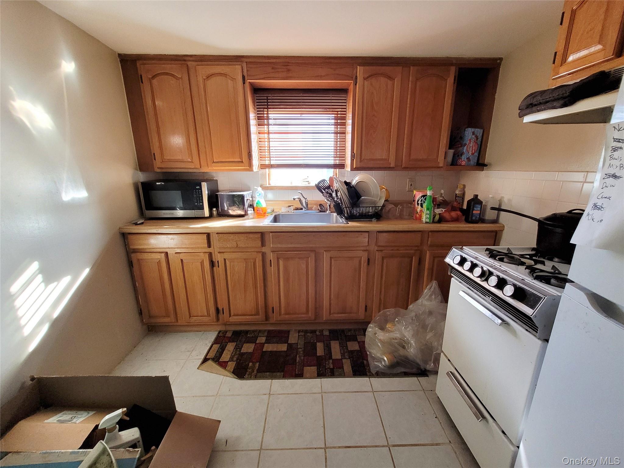 #7 photo, 6038 78th Avenue, 皇后区 Glendale , NY 11385