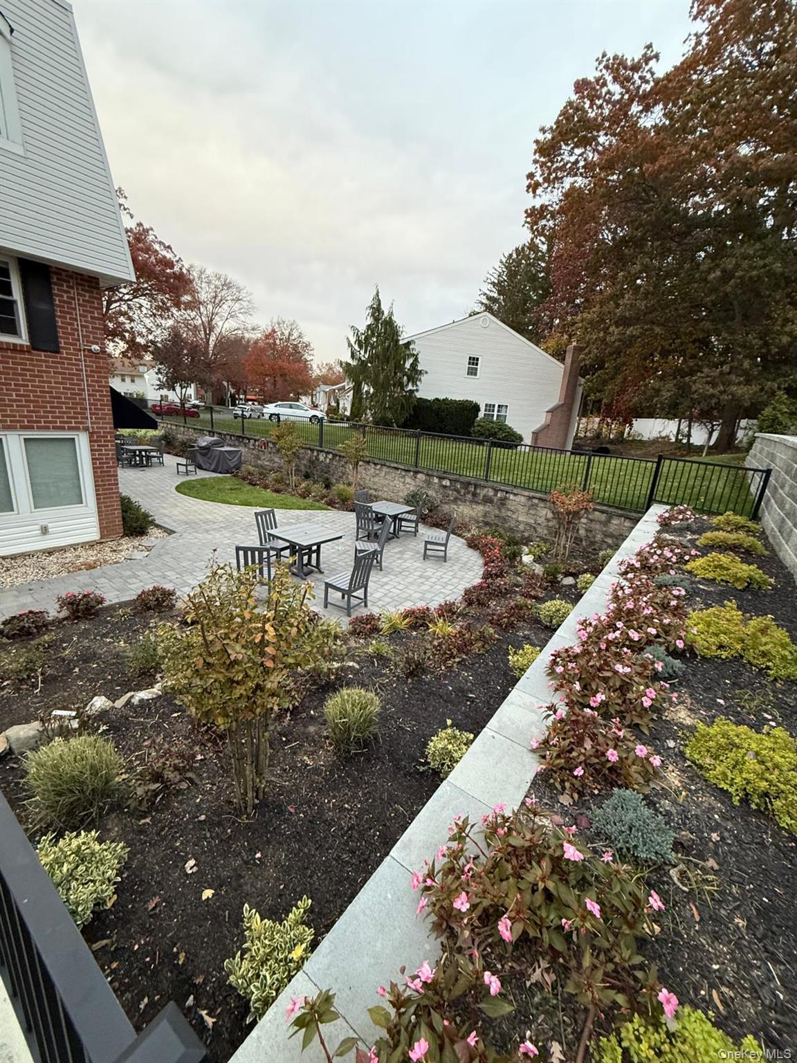 #15 photo, 128 Santa Barbara Drive, Plainview , NY 11803