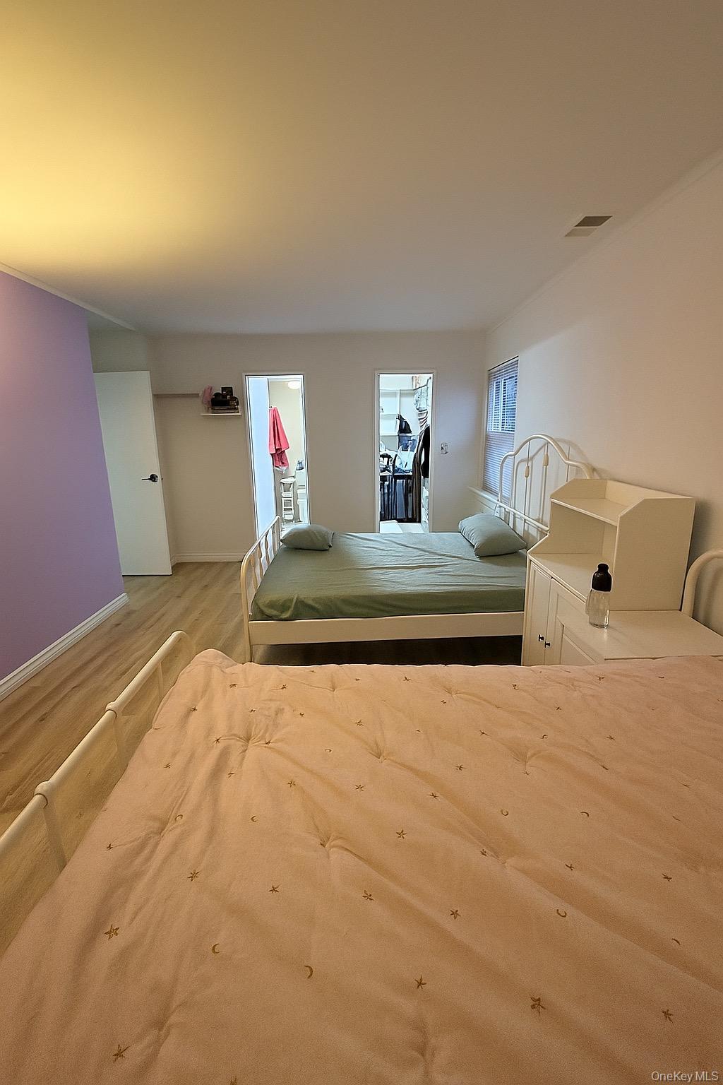 #4 photo, 128 Santa Barbara Drive, Plainview , NY 11803