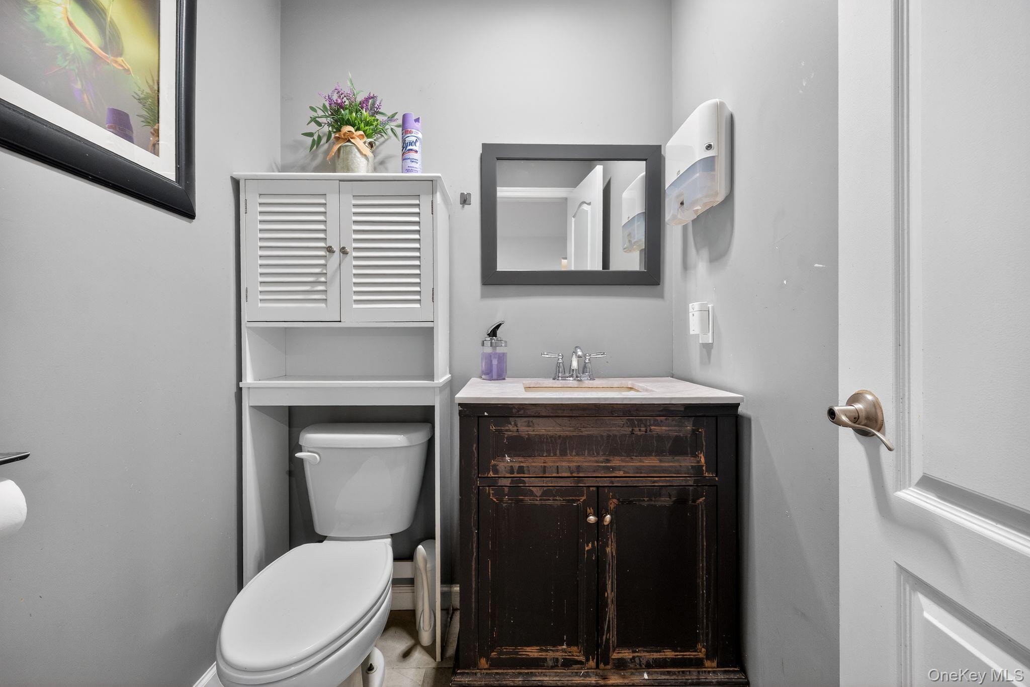 #10 photo, 1878 Lake Drive, Baldwin , NY 11510