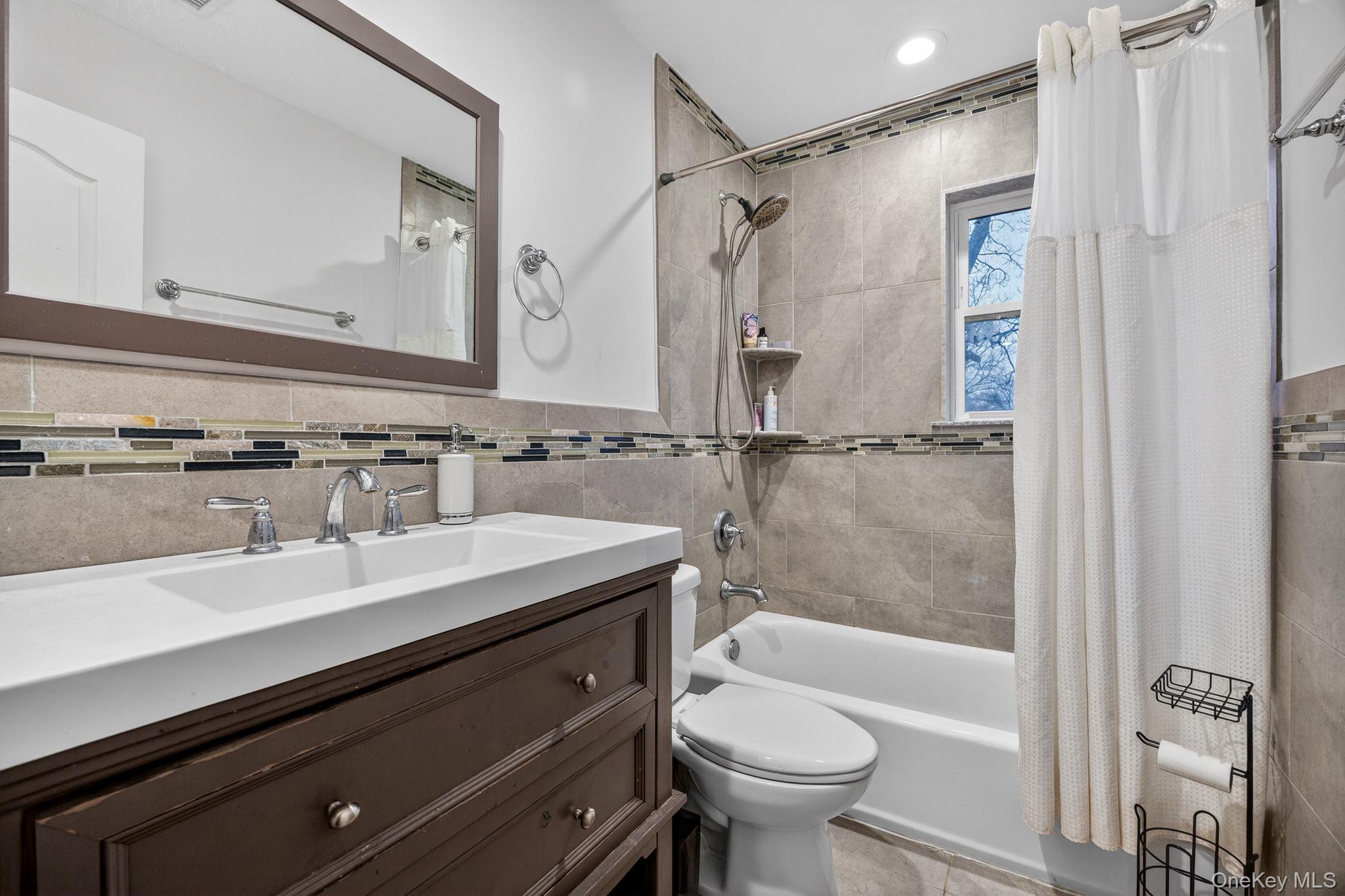 #19 photo, 1878 Lake Drive, Baldwin , NY 11510