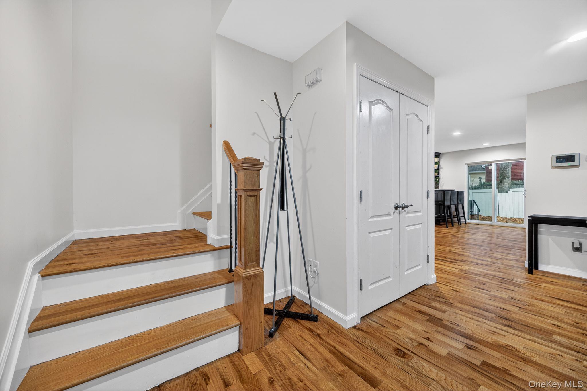 #6 photo, 1878 Lake Drive, Baldwin , NY 11510