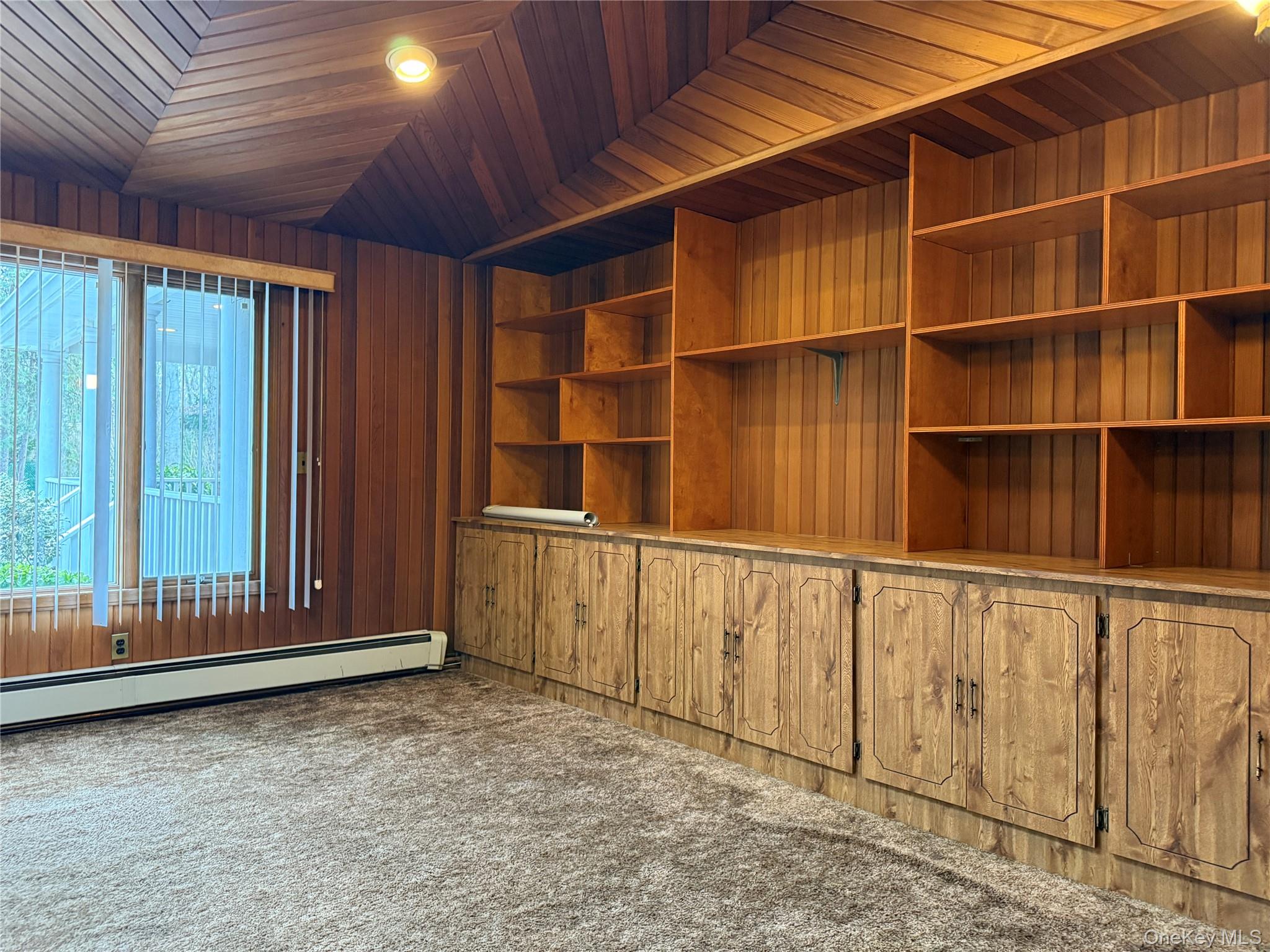 #13 photo, 1926 Midlane rd, स्योसेट Syosset , NY 11791