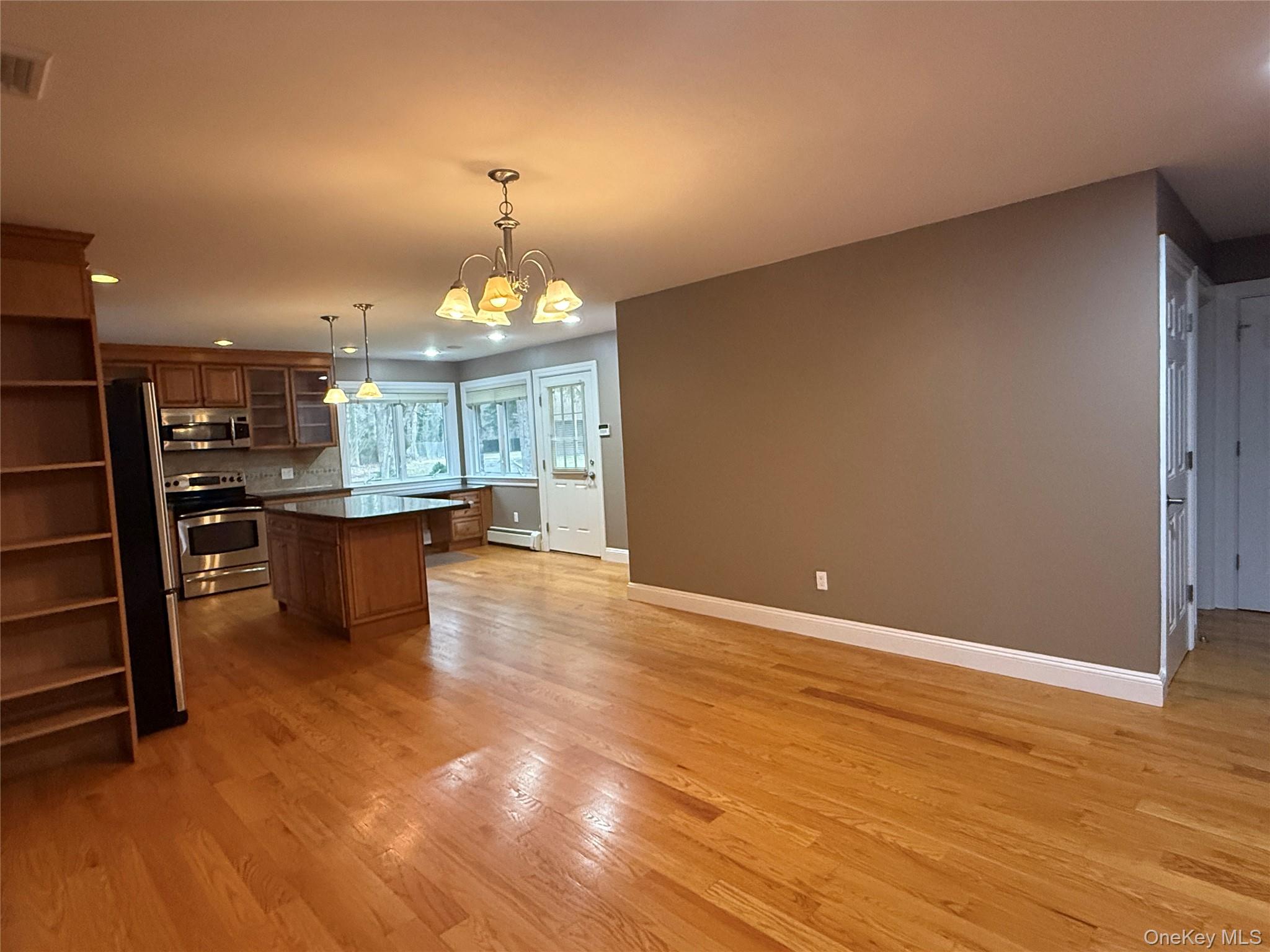 #20 photo, 1926 Midlane rd, स्योसेट Syosset , NY 11791