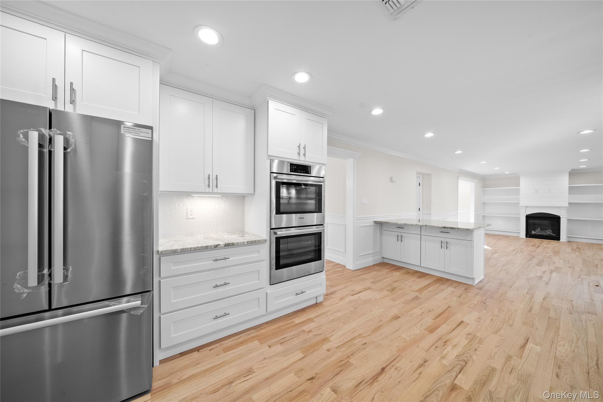 #13 photo, 104 Grand Boulevard, Massapequa Park , NY 11762