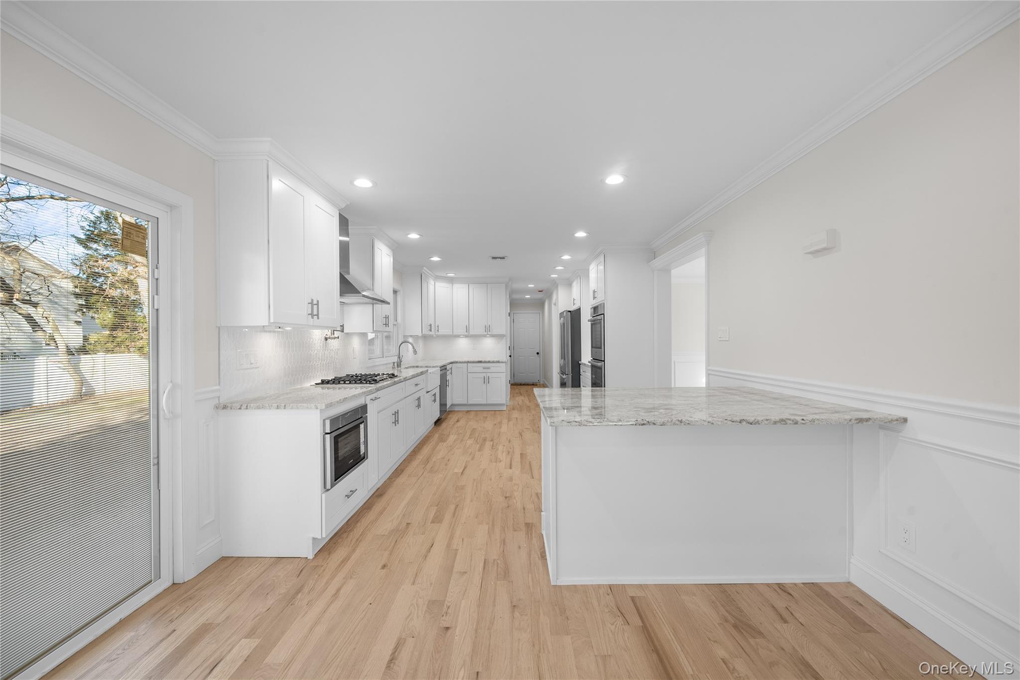 #15 photo, 104 Grand Boulevard, Massapequa Park , NY 11762