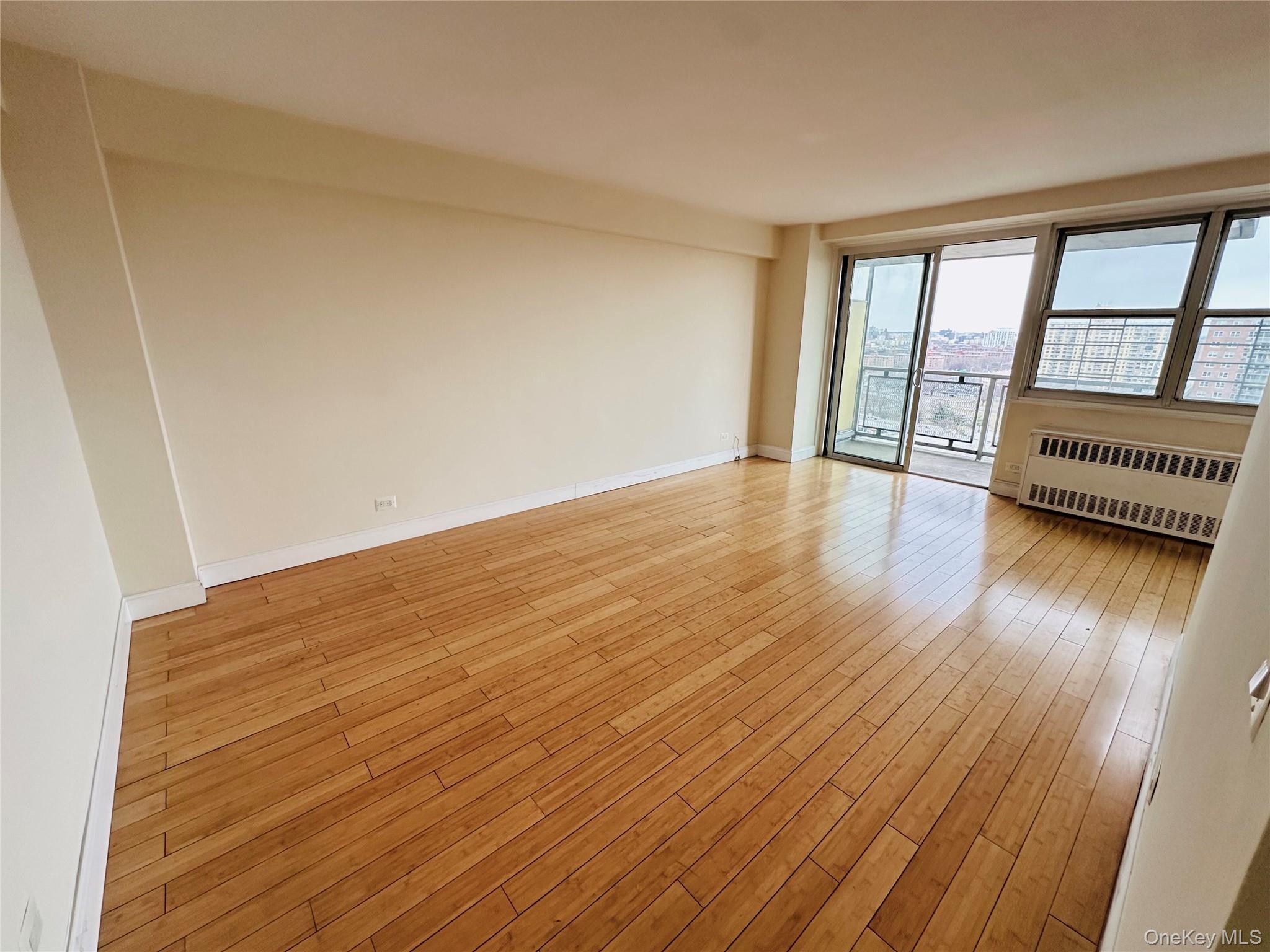 #15 photo, 880 Boynton Avenue, Bronx , NY 10473