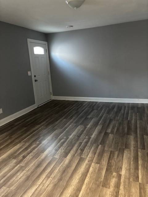 #3 photo, 302 Maybury Ave, Staten Island , NY 10308